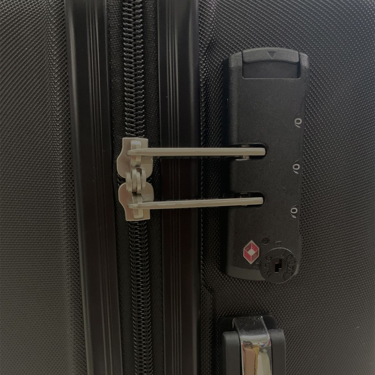 AIRPORT Valise cabine rigide noire Equalizer 55x36x21cm