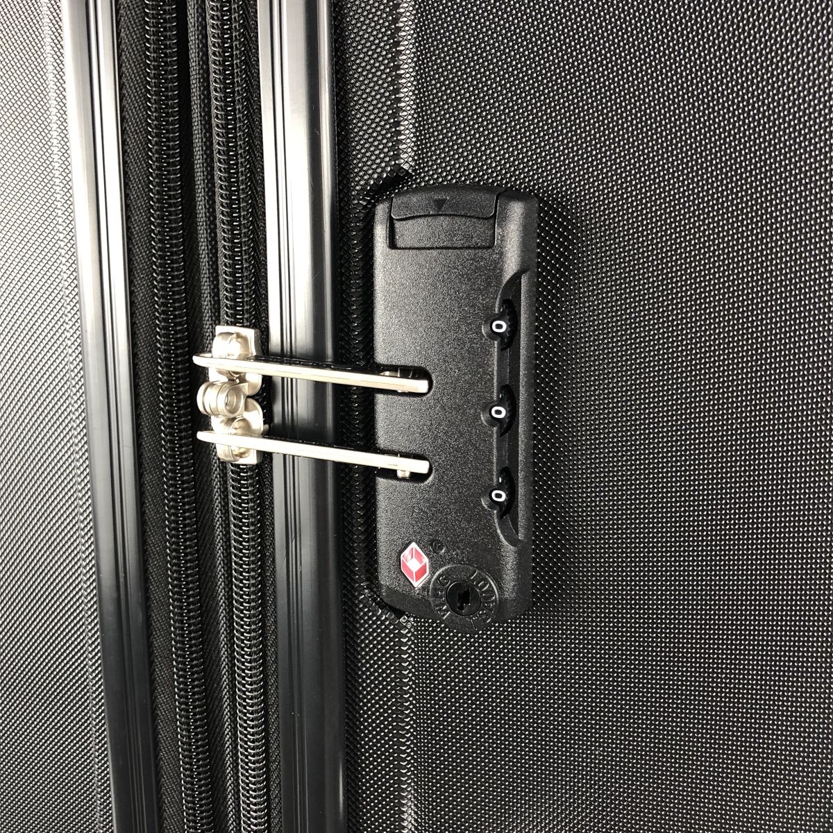 AIRPORT Grande Valise rigide noire Equalizer 76x50x29cm