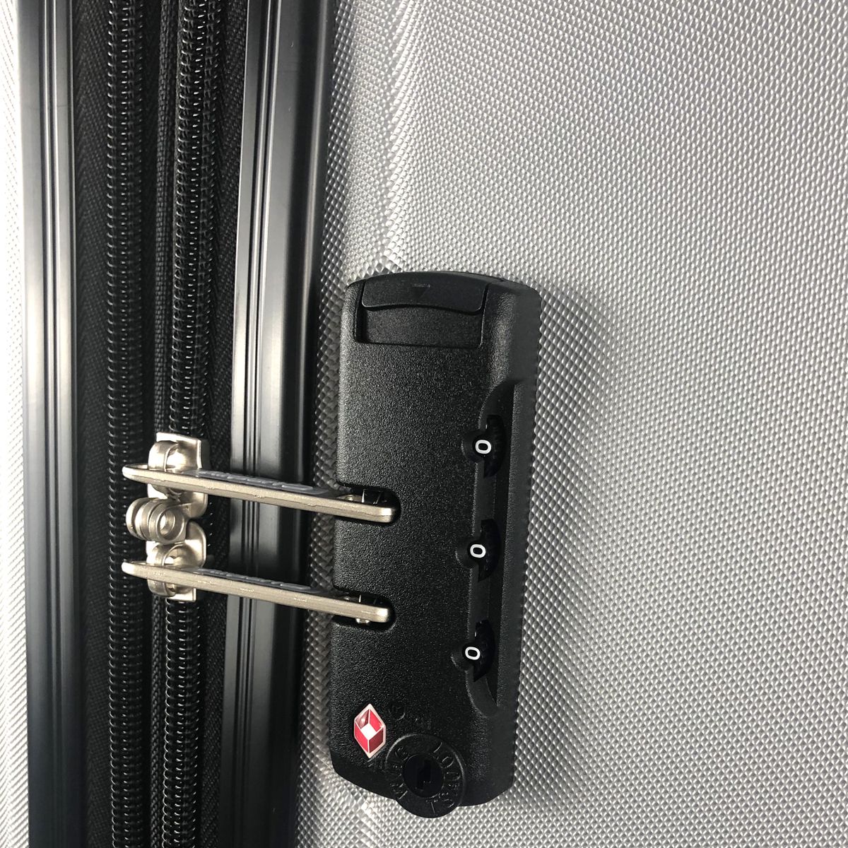 AIRPORT Valise rigide grise Equalizer 66x44x25cm