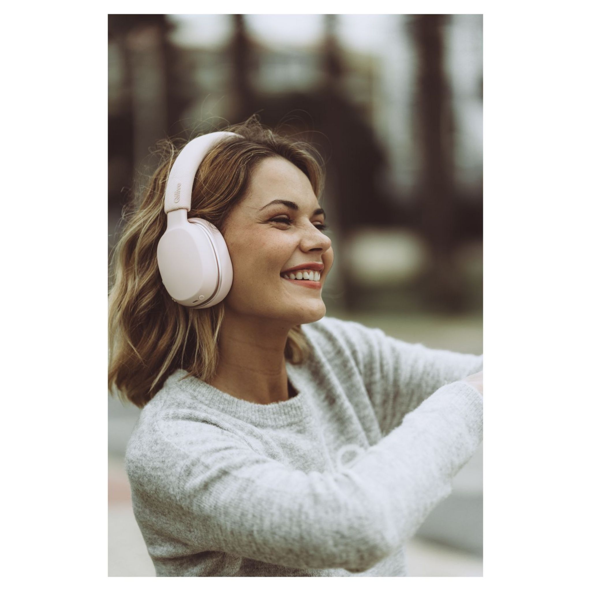 Voir la diapositive 2 : QILIVE Casque audio Bluetooth - Rose - Q1008