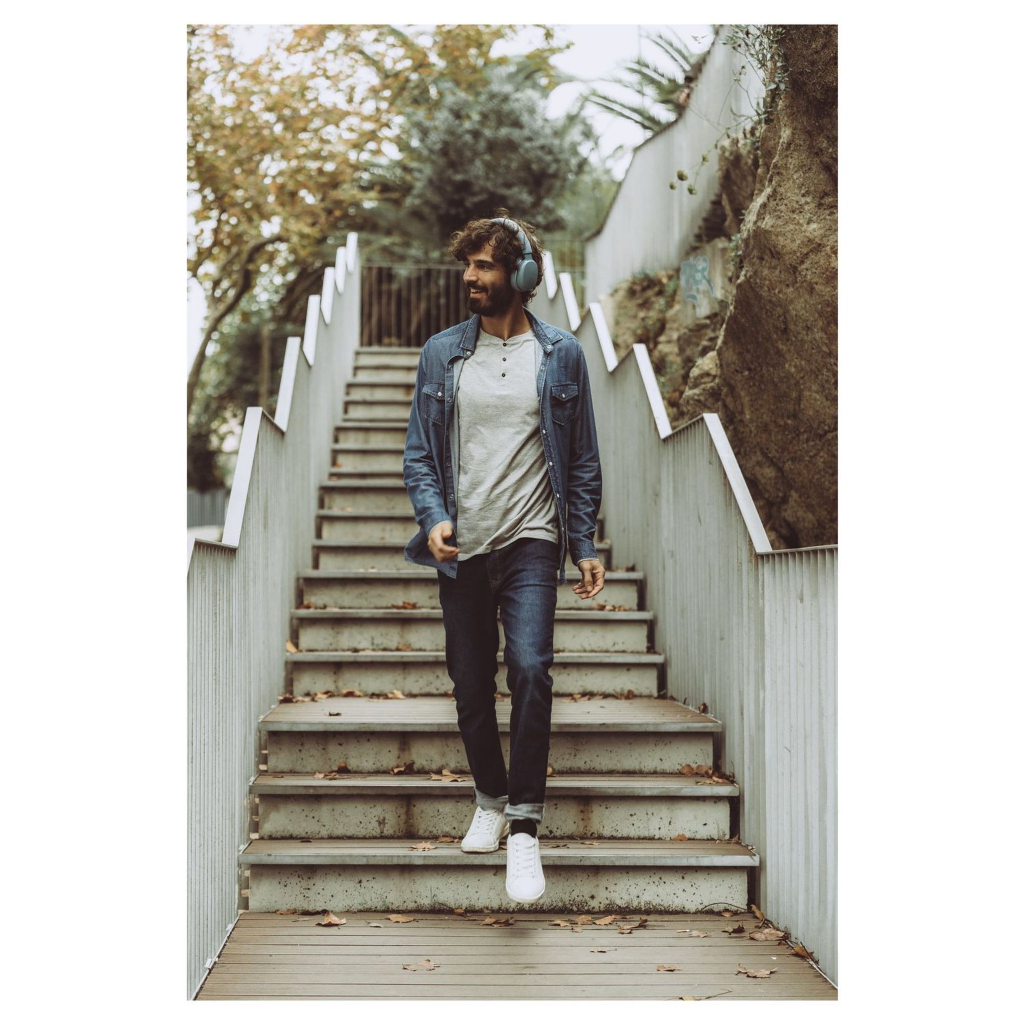 Voir la diapositive 5 : QILIVE Casque audio Bluetooth - Bleu - Q1008