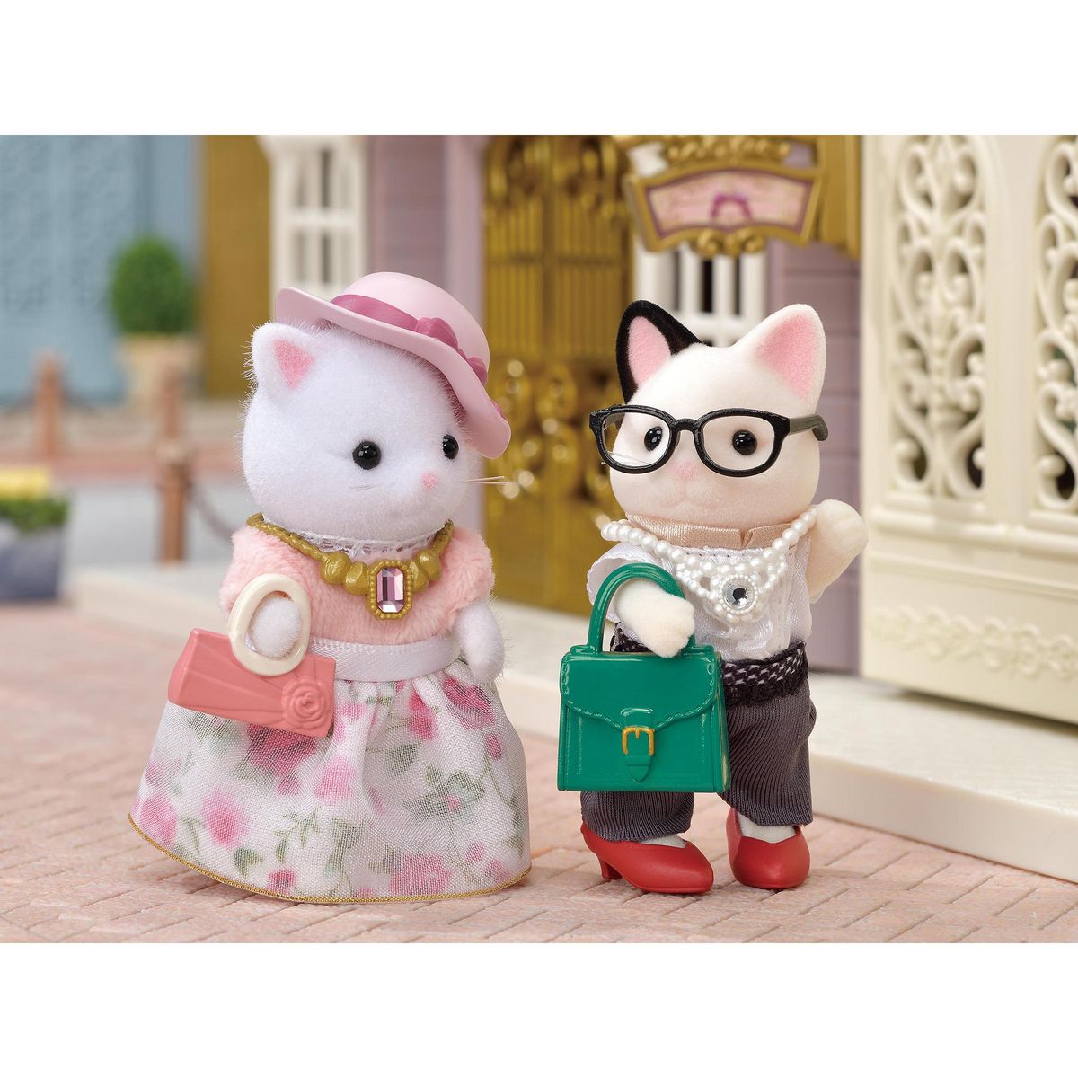EPOCH D'ENFANCE La valisette de Mode Chat Persan - Sylvanian Families