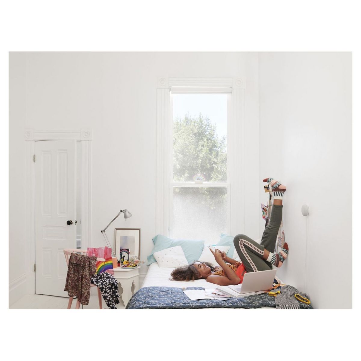 GOOGLE Assistant vocal Nest Mini - Craie - Gris clair