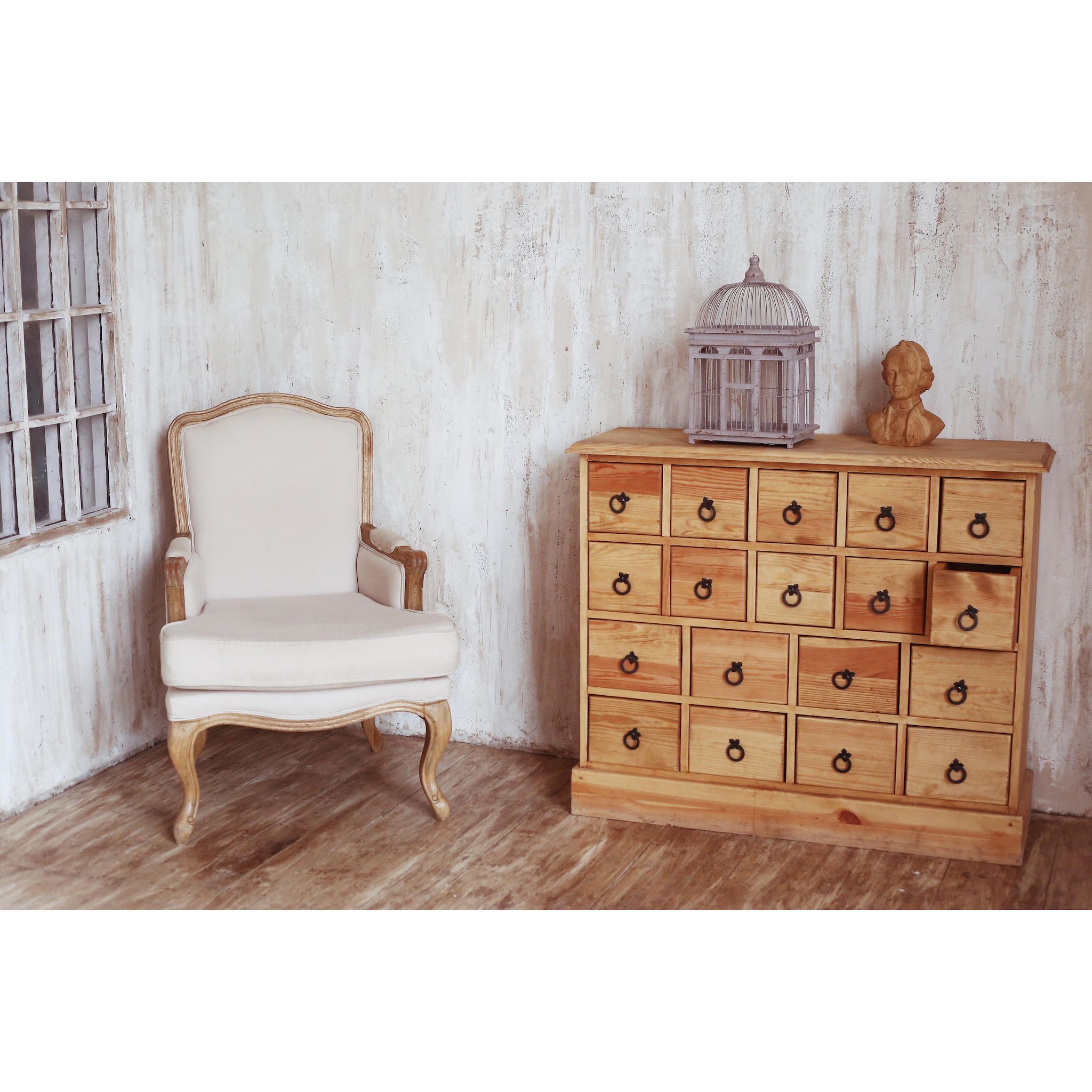 Voir la diapositive 2 : XYLOPHENE Traitement spécial meubles objets et parquets 400ml