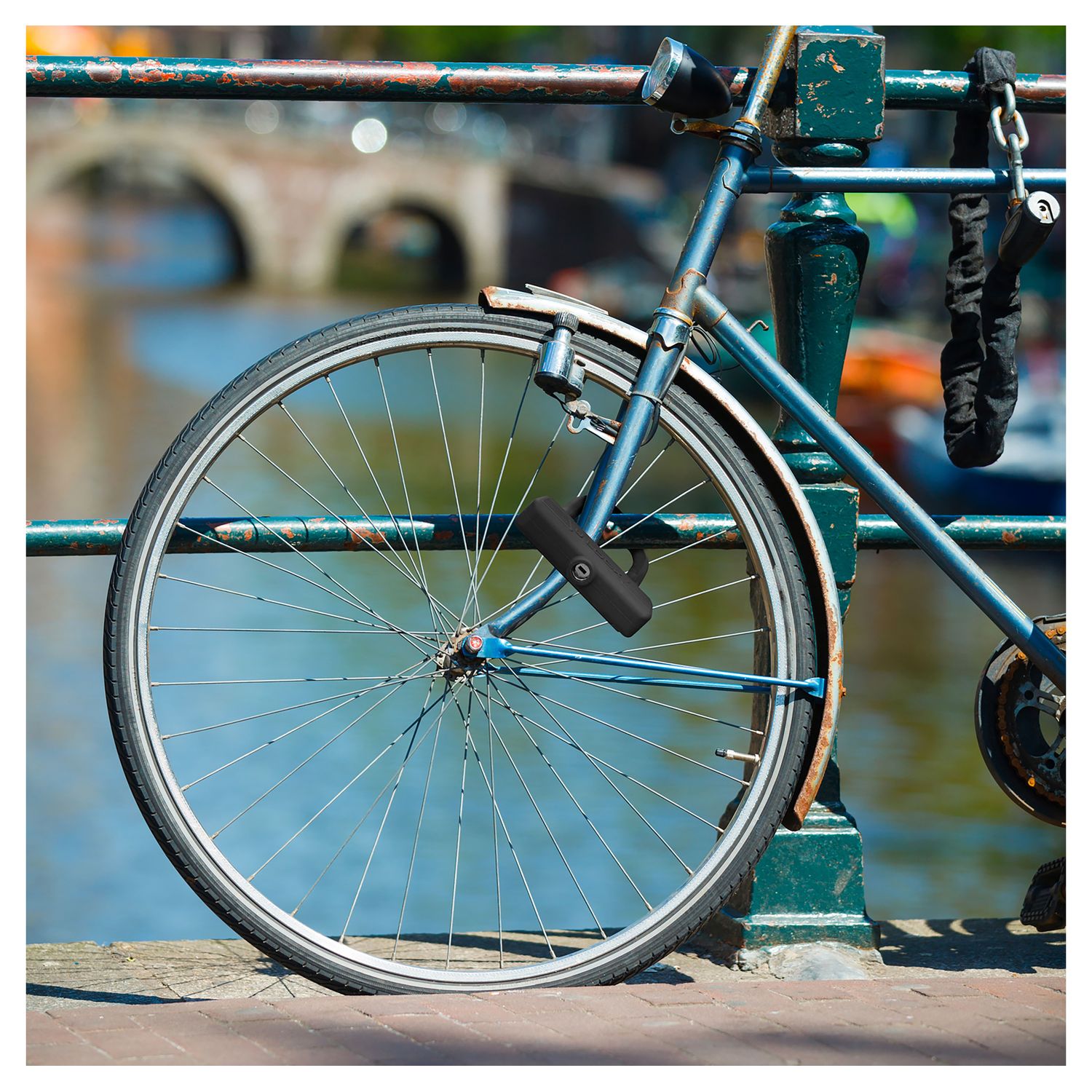 Voir la diapositive 2 : TNB Antivol à clé en U Urban Moov pour vélos et trottinettes - Gris 