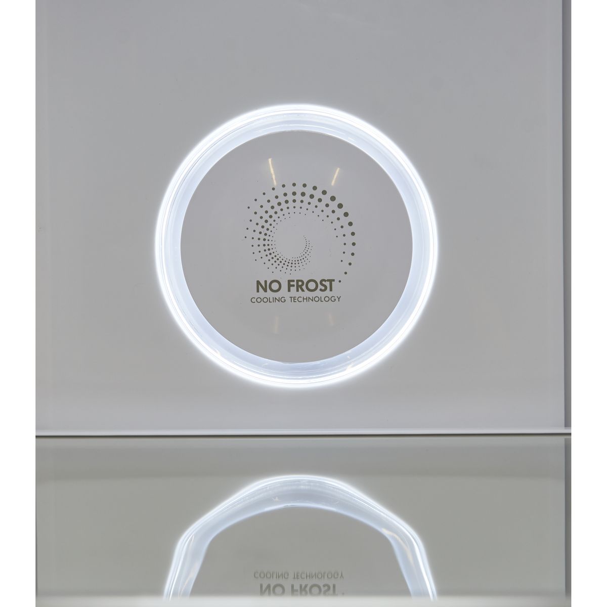 Voir la diapositive 7 : QILIVE Réfrigérateur multi portes Q.6663, 320 L, Froid ventilé No frost, E