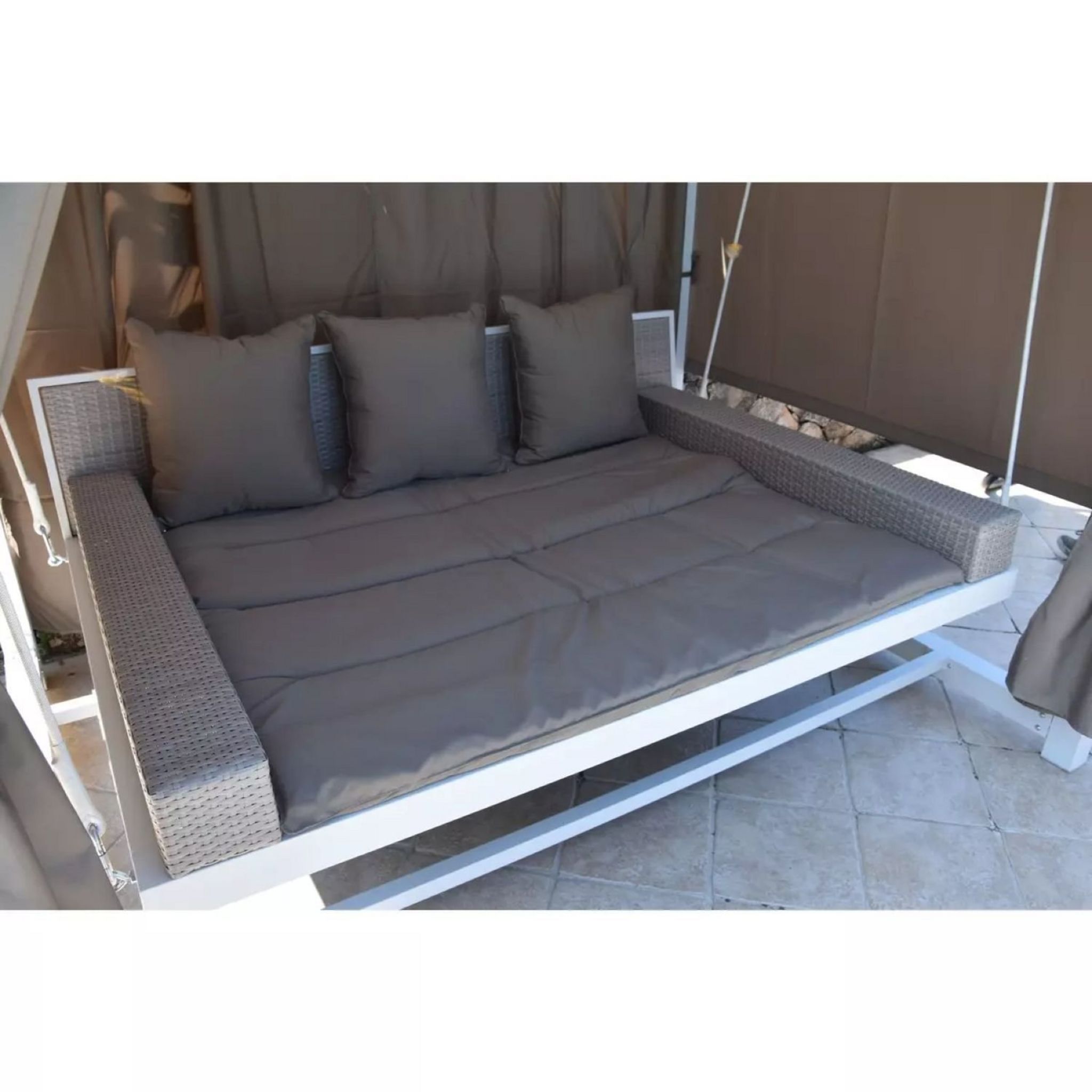 Voir la diapositive 2 : Lit balancelle - Acier  - MELO