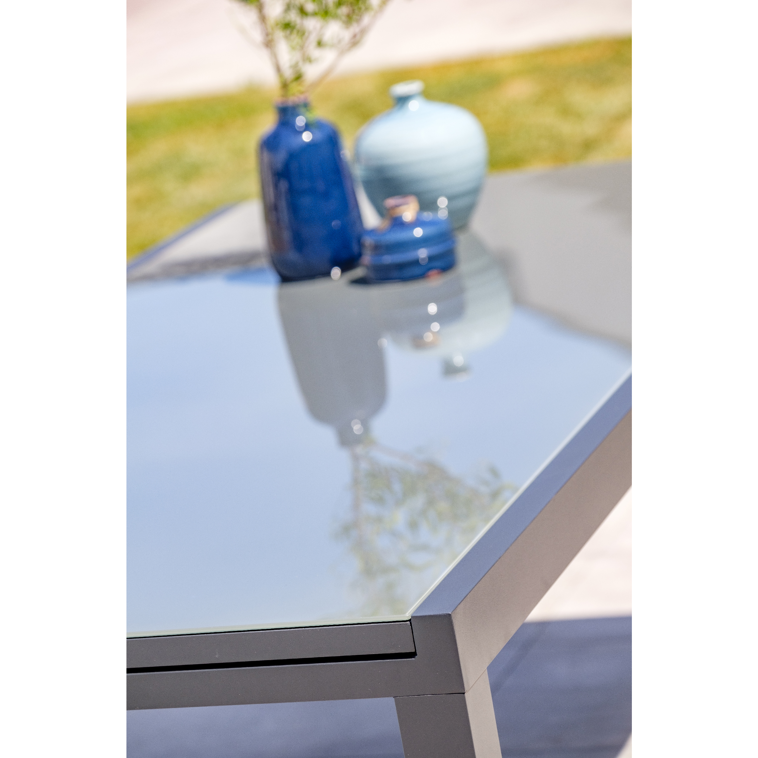 Voir la diapositive 3 : DCB GARDEN Salon de jardin - 8 places - Aluminium - Anthracite - TOLEDE