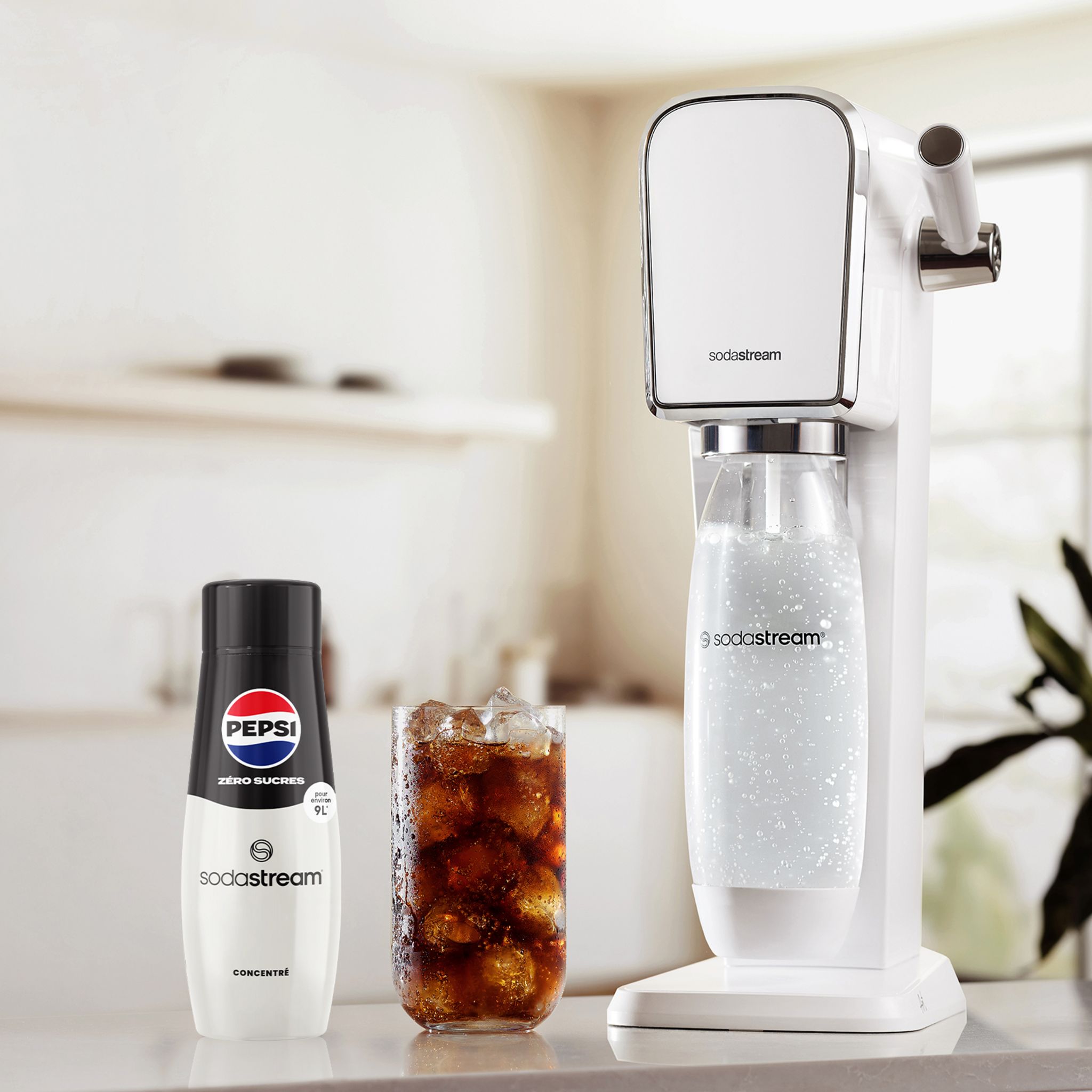 Voir la diapositive 4 : SODASTREAM Concentré Pepsi Max 440ml