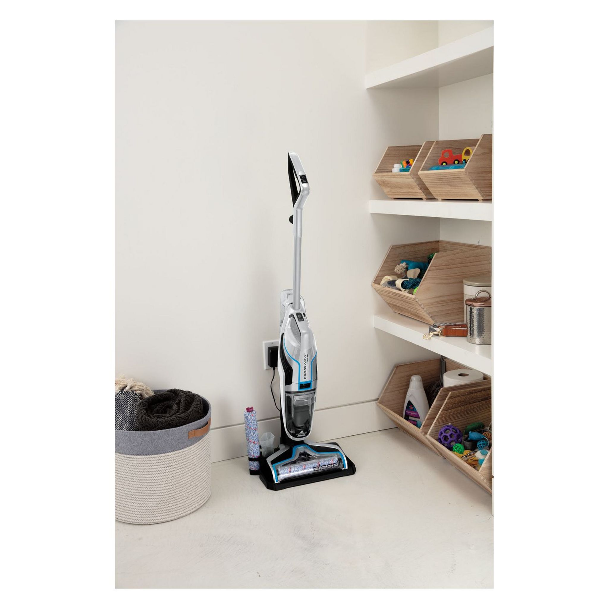 Voir la diapositive 8 : BISSELL Aspirateur balai 3 en 1 2582N