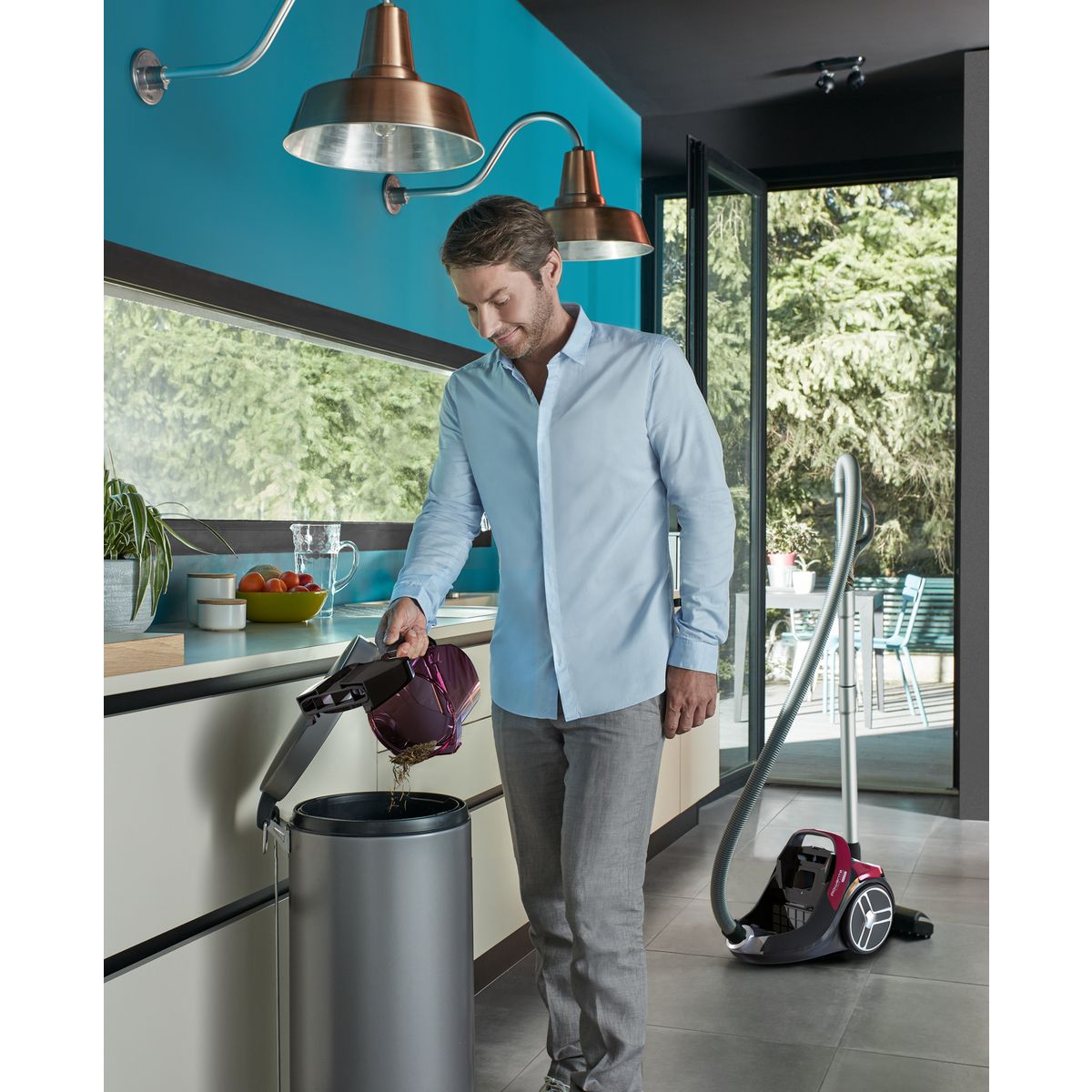 ROWENTA Aspirateur traîneau sans sac&nbsp;Silence Force Cyclonic RO7212 - Gris