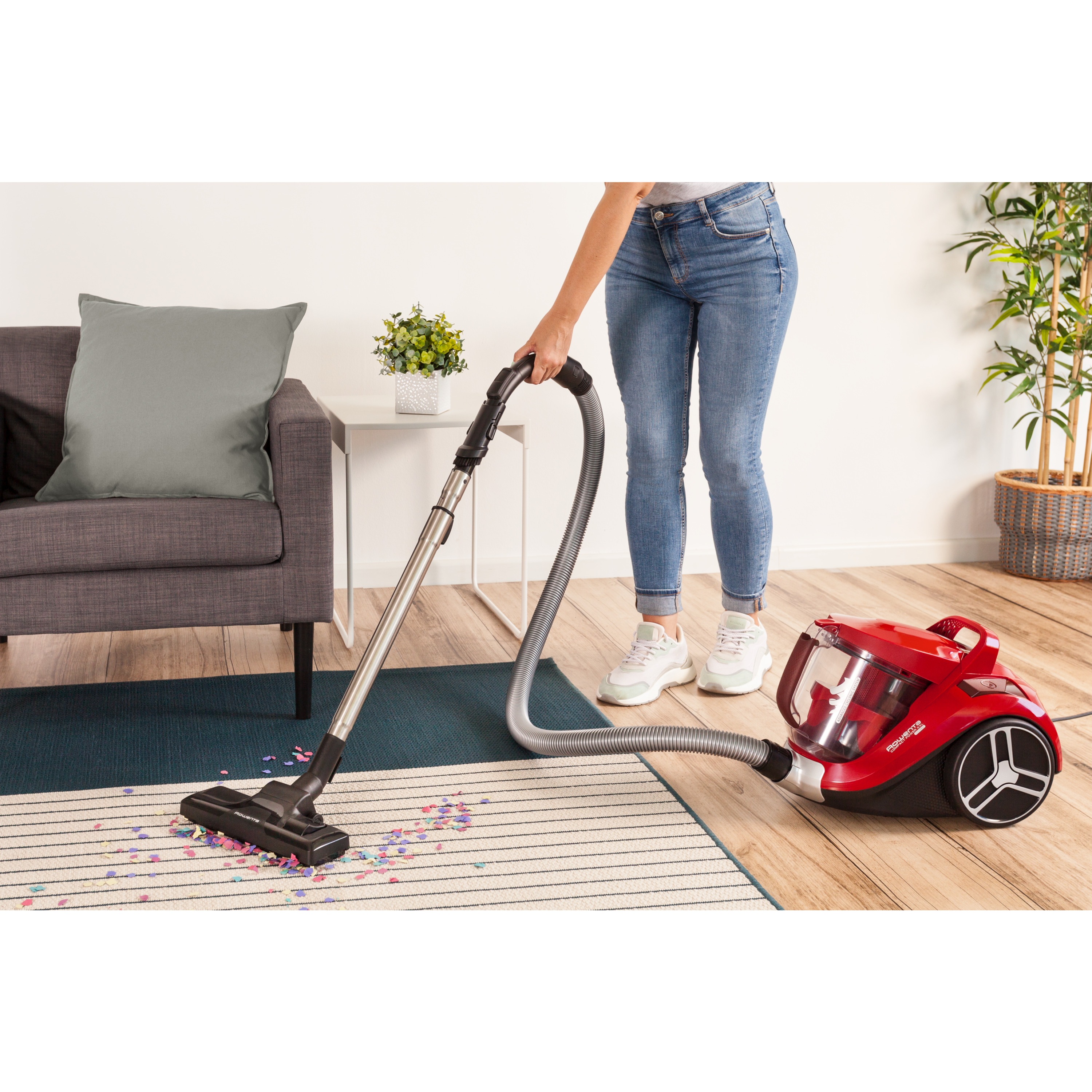 Voir la diapositive 5 : ROWENTA Aspirateur traîneau sans sac&nbsp;Compact Power XXL&nbsp;RO4853 - Rouge
