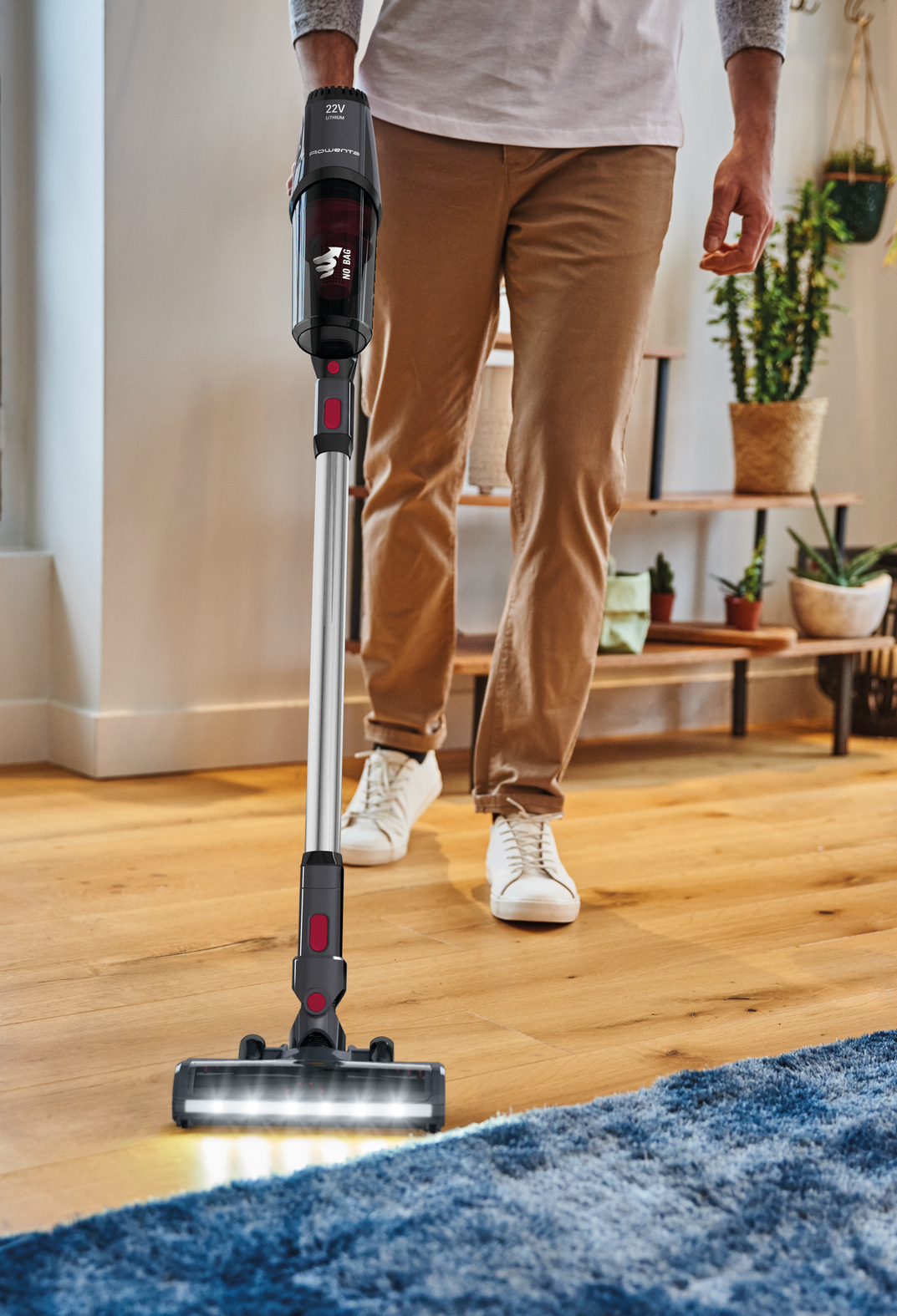 Voir la diapositive 5 : ROWENTA Aspirateur balai RH6933WO - Noir