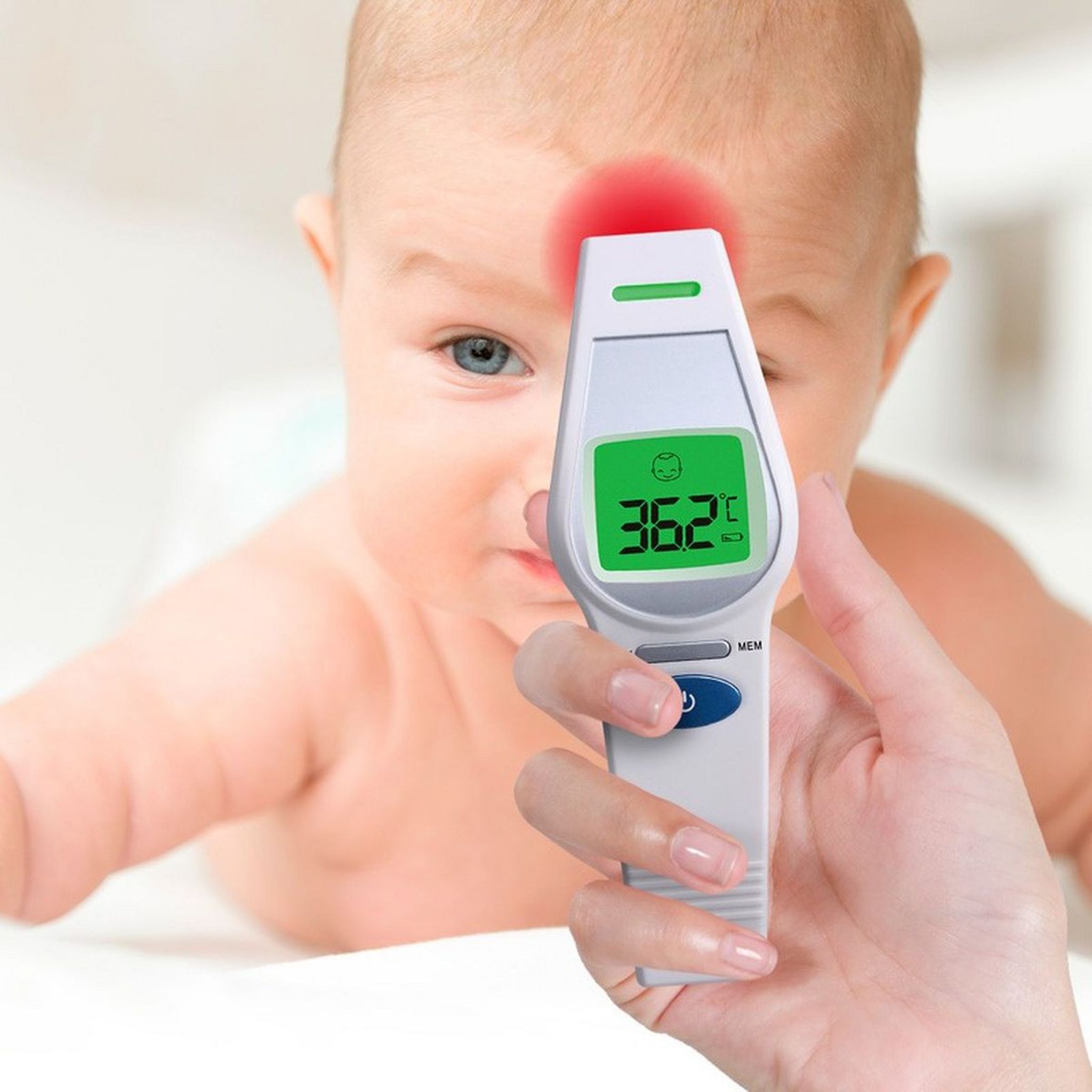 Voir la diapositive 4 : ALPHAMED Thermomètre frontal UFR106 - Blanc