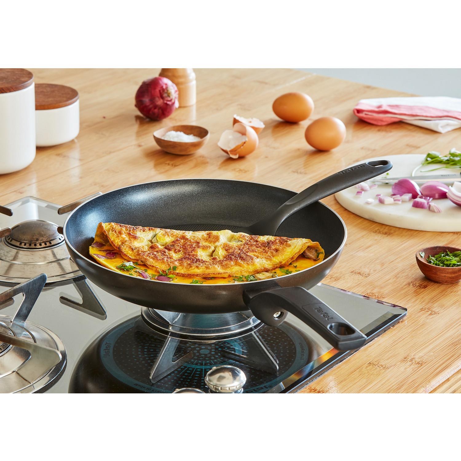 Voir la diapositive 4 : TEFAL Poêle 20 cm Easy Cook Clean tous feux dont induction