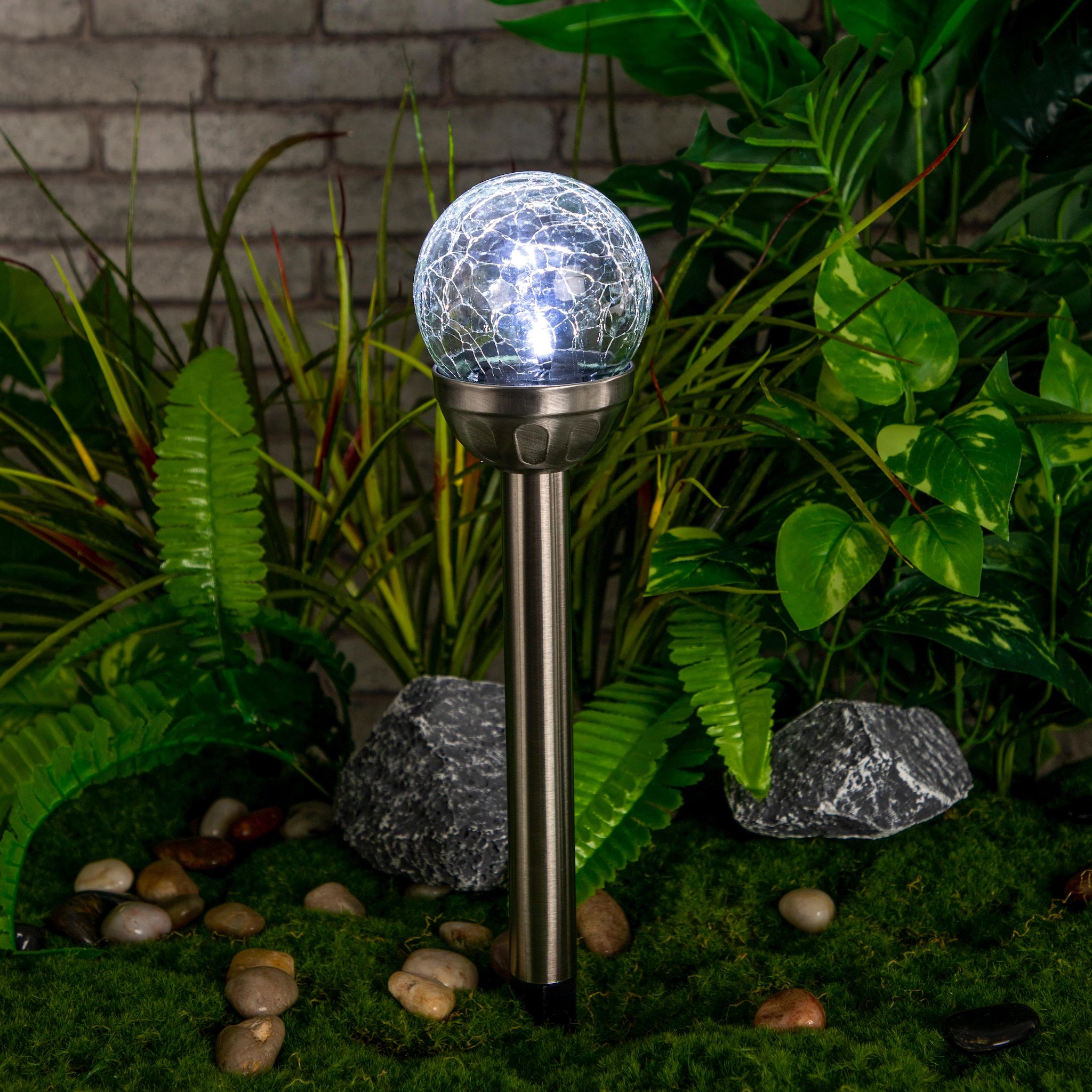 Voir la diapositive 1 : GARDENSTAR Borne solaire inox h38 cm