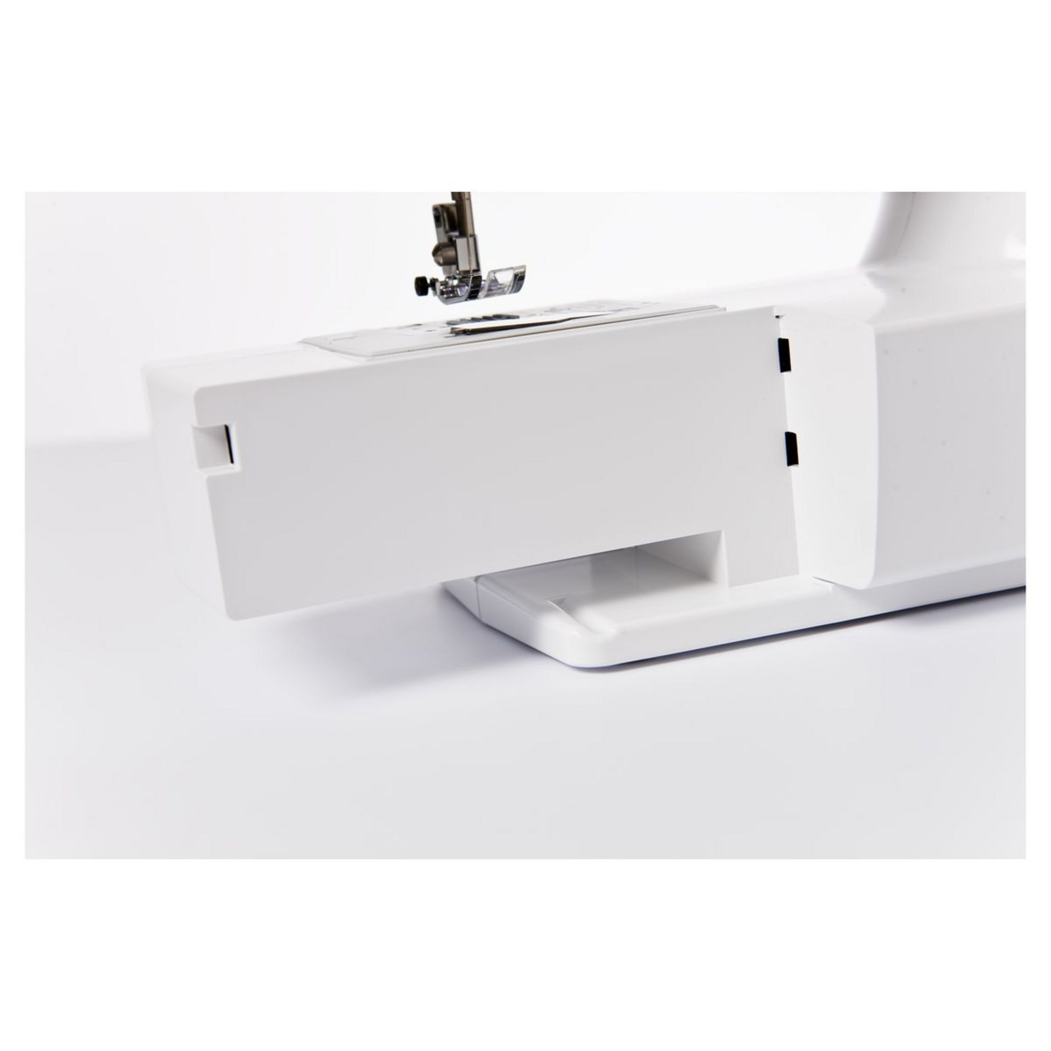 Voir la diapositive 8 : BROTHER Machine à coudre KE20VM1 - Blanc