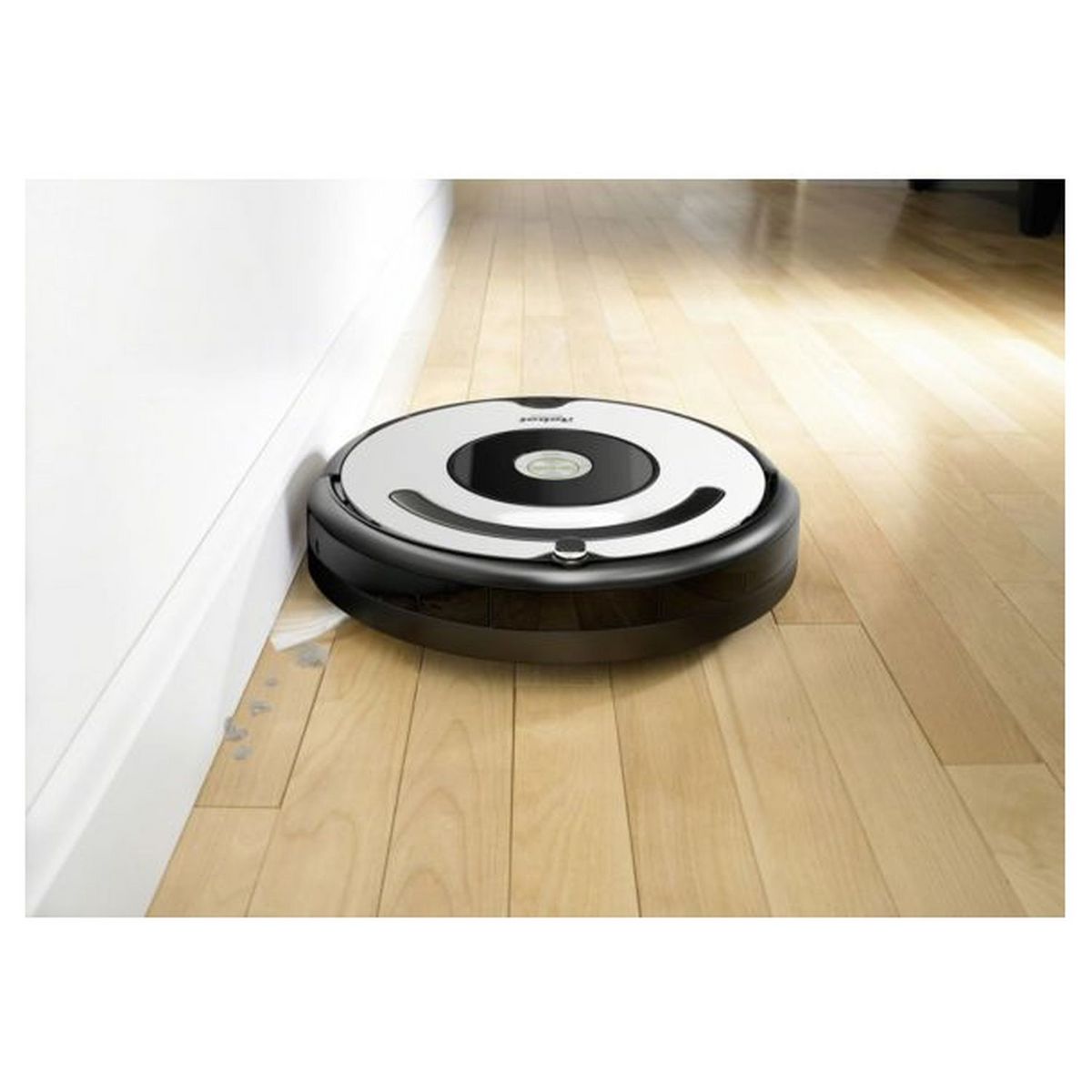 IROBOT Aspirateur robot connecté Roomba R675040 - Blanc et noir