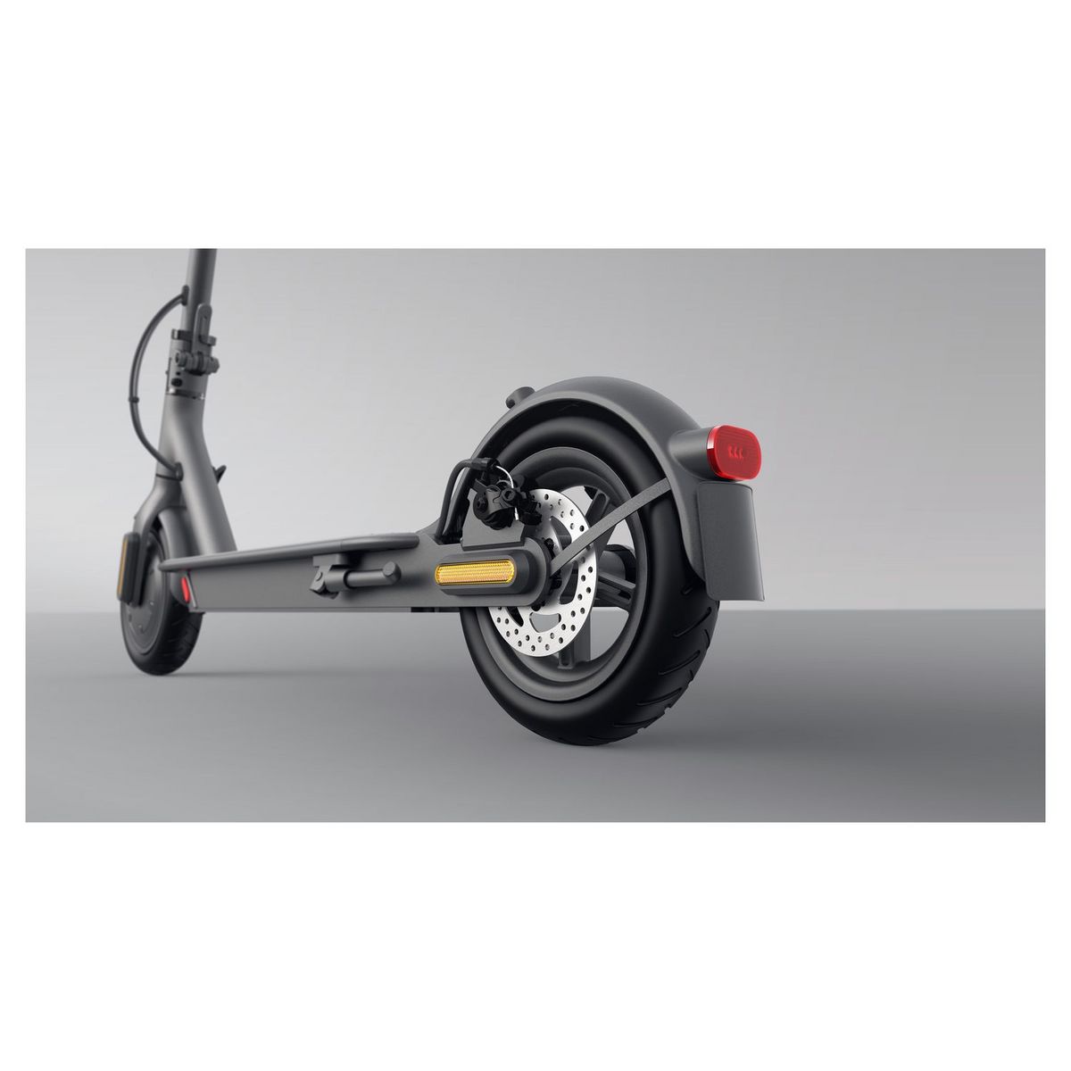 XIAOMI Trottinette électrique Mi Electric Scooter Essential - Gris/Jaune
