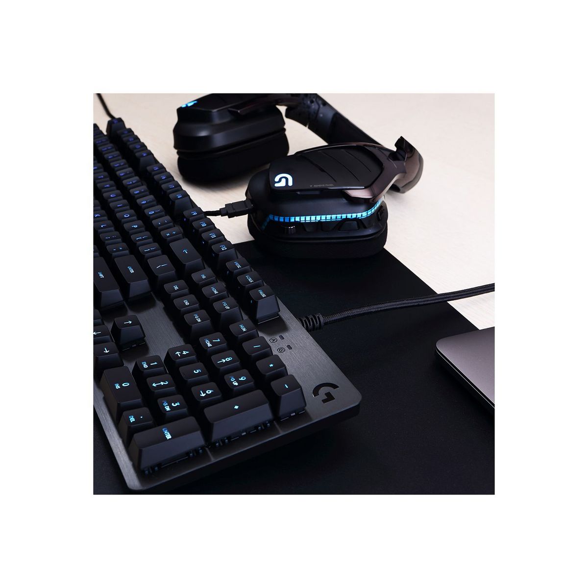 LOGITECH CLAVIER GAMING G512 CARBON LIGHTSYNC RVB avec switchs GX Brown et relais USB mécanique