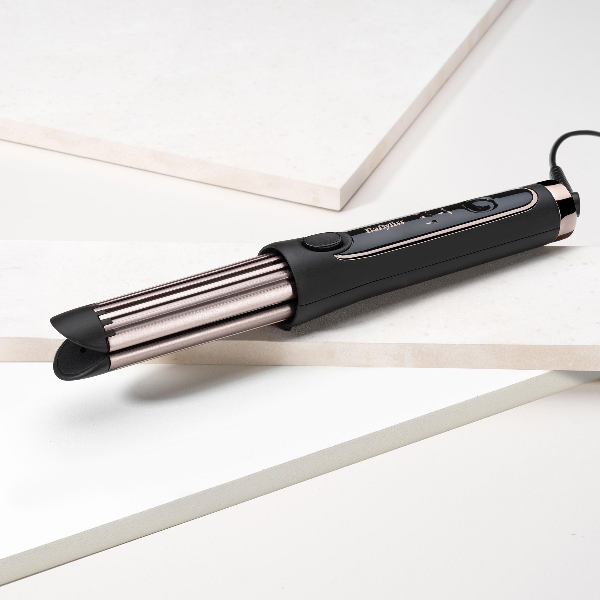 Voir la diapositive 8 : BABYLISS Boucleur C112E - Noir
