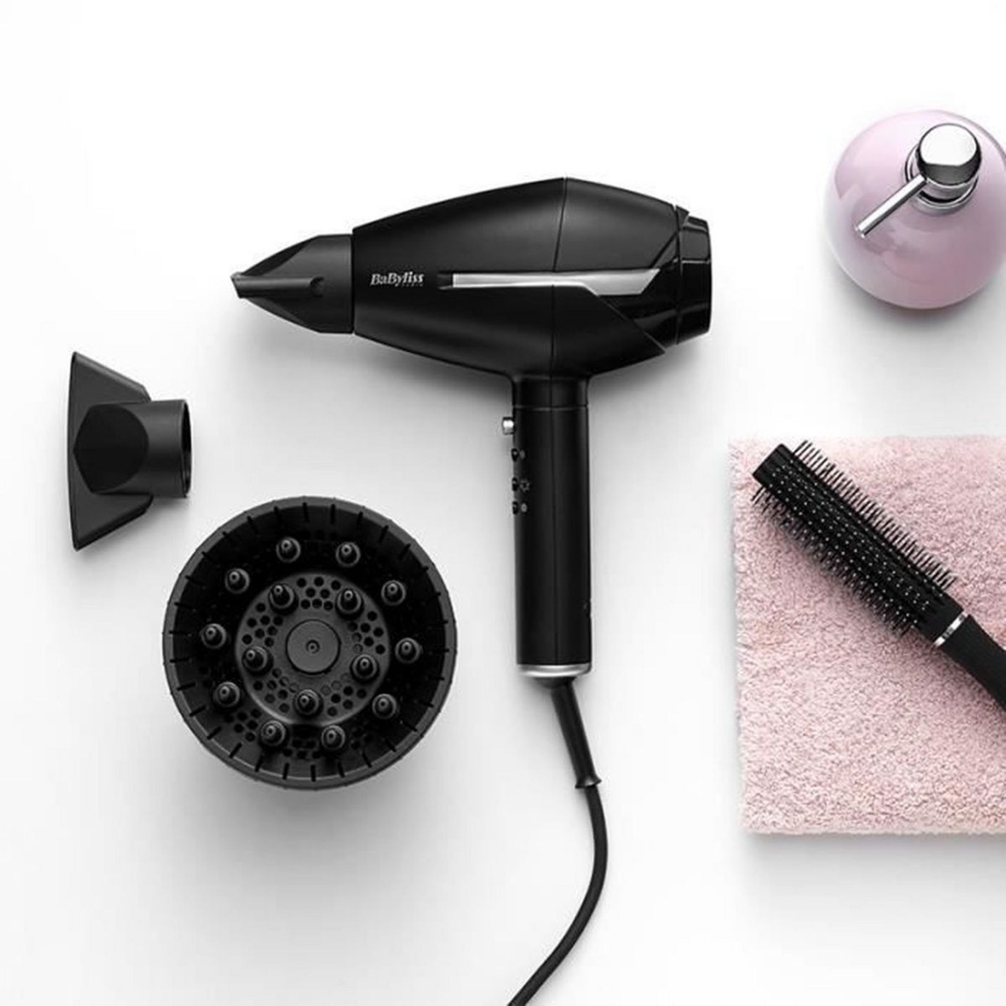 Voir la diapositive 3 : BABYLISS Sèche cheveux avec diffuseur fonction ionique AC6730E - Noir