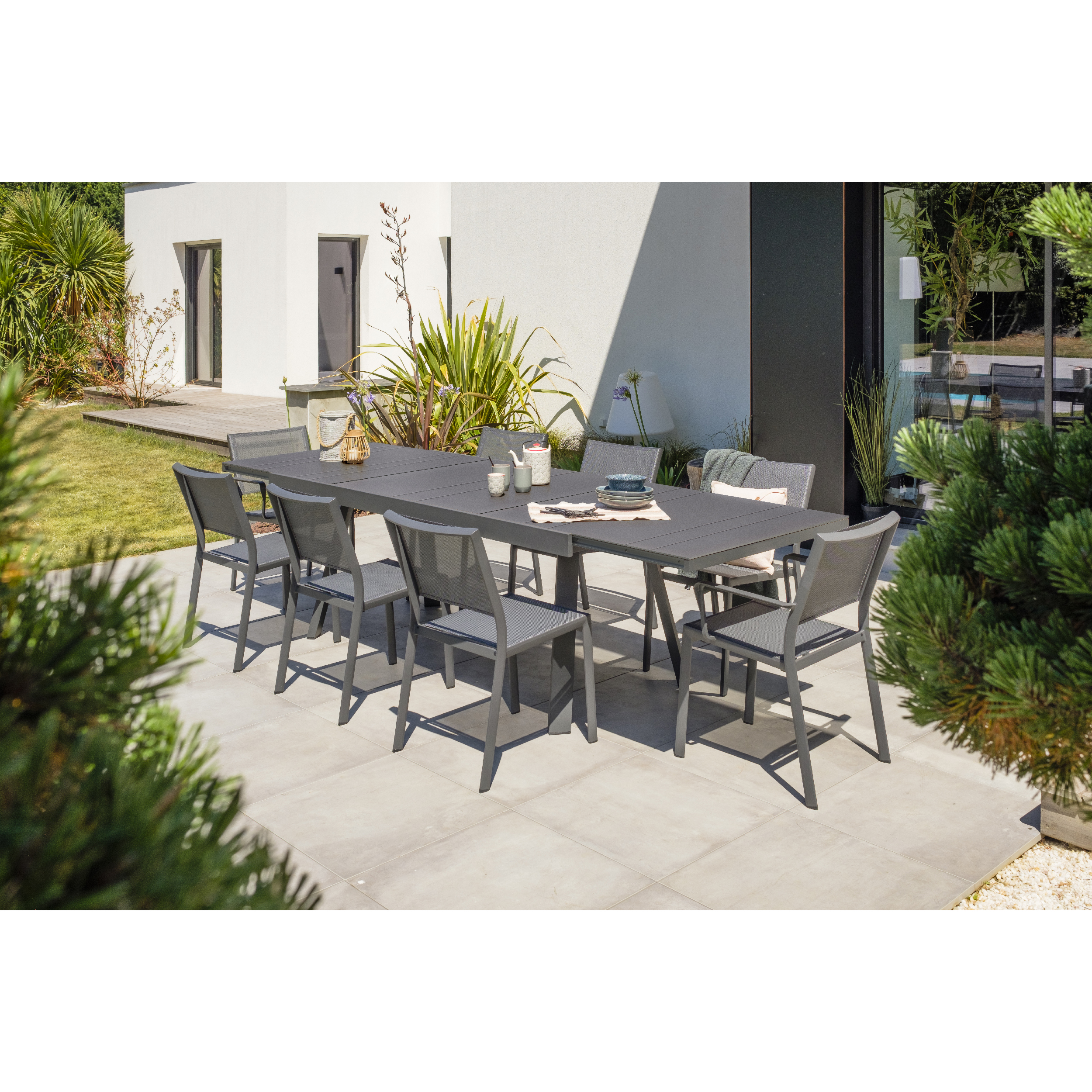 Voir la diapositive 3 : DCB GARDEN Fauteuil de jardin empilable - Textilène et aluminium - Gris Anthracite - STOCKHOLM