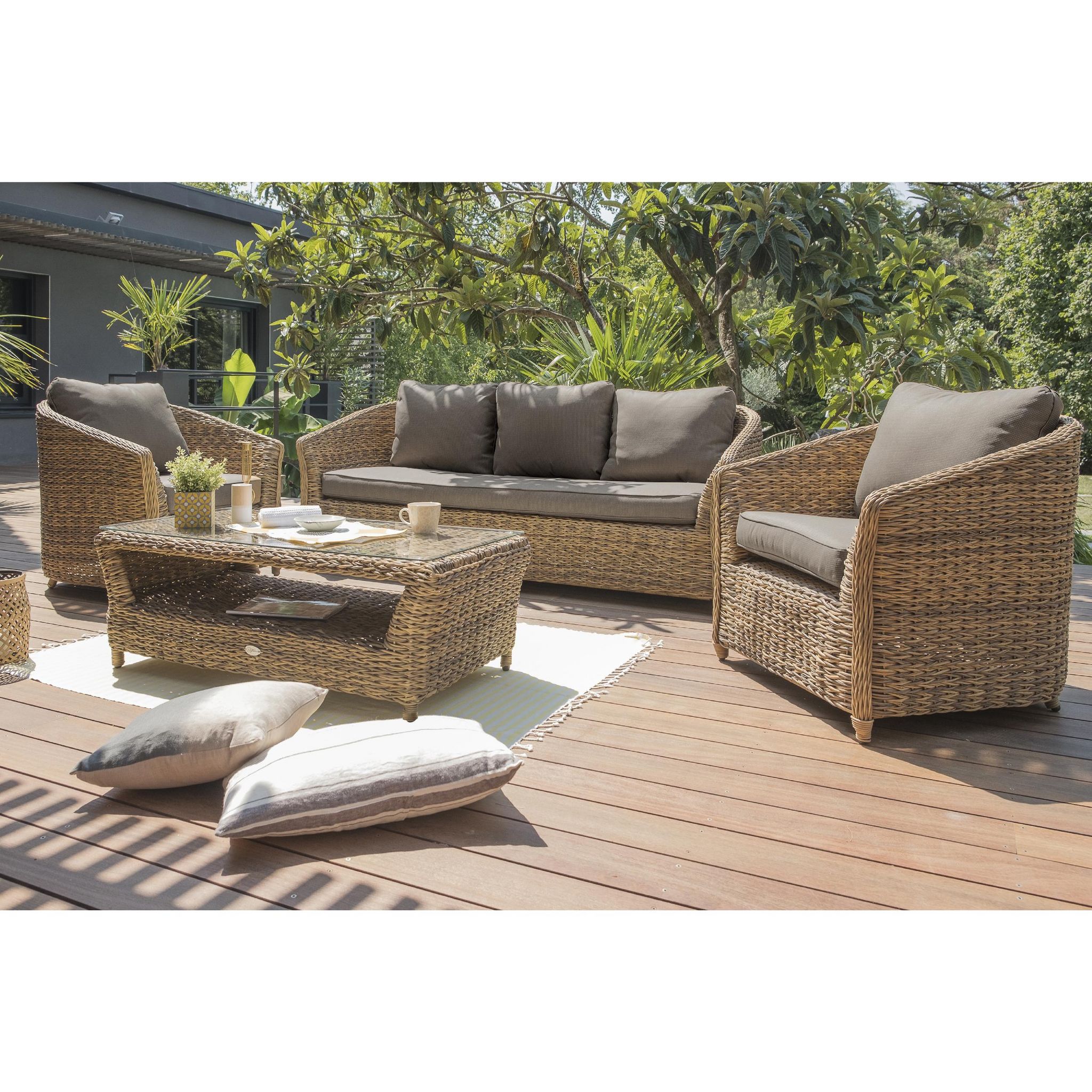 Voir la diapositive 2 : Salon bas de jardin - 5 places - Aluminium/Résine - Miel - HAVANA1 table basse + 1 canapé 3 personnes + 2 fauteuils