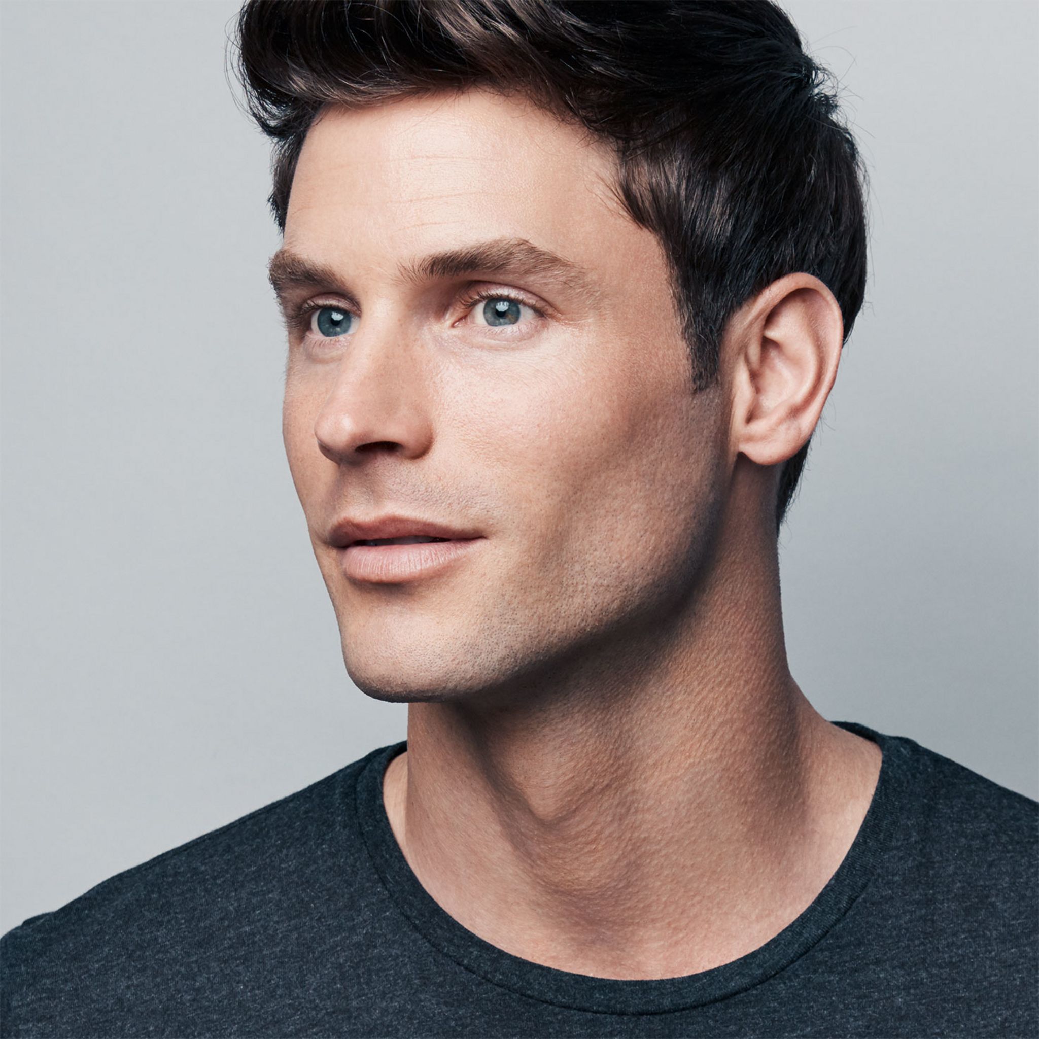 Voir la diapositive 3 : BRAUN Brosse nettoyante