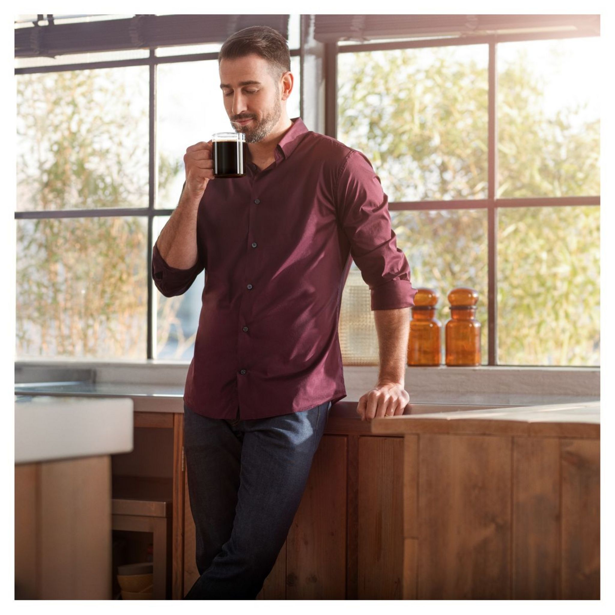 Voir la diapositive 2 : PHILIPS Machine à café avec broyeur série 2200 LatteGo EP2230/10 - Noir