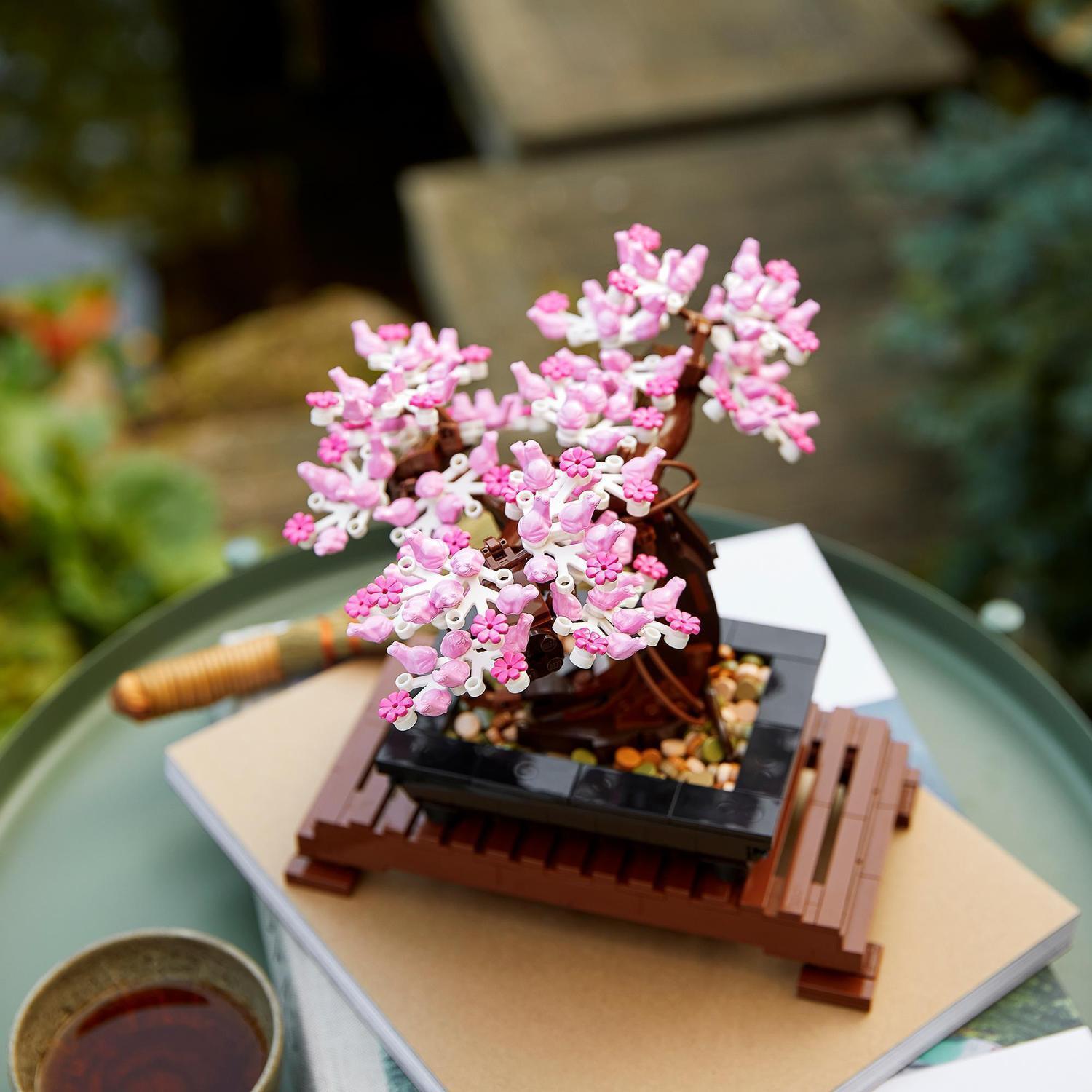 Voir la diapositive 5 : LEGO Botanicals 10281 Bonsaï - Set de Construction pour Adulte avec Plante Artificielle