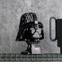 Voir la diapositive 3 : LEGO Star Wars 75304 - Le Casque de Dark Vador
