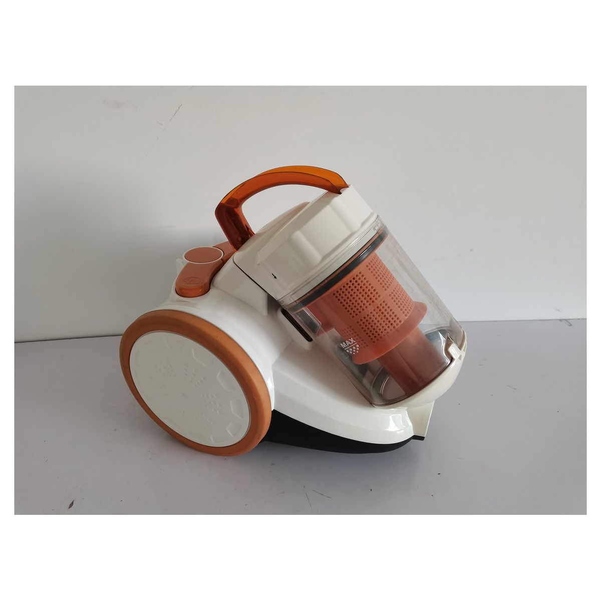 Voir la diapositive 3 : EVATRONIC Aspirateur traineau sans sac 002407 - Blanc et rouge