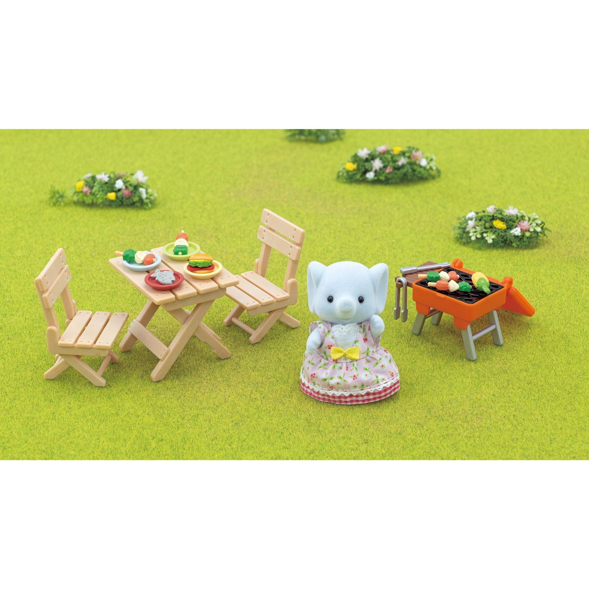 Voir la diapositive 8 : EPOCH D'ENFANCE Valisette de Mode et Grande sœur Souris Marshmallow Sylvanian Families