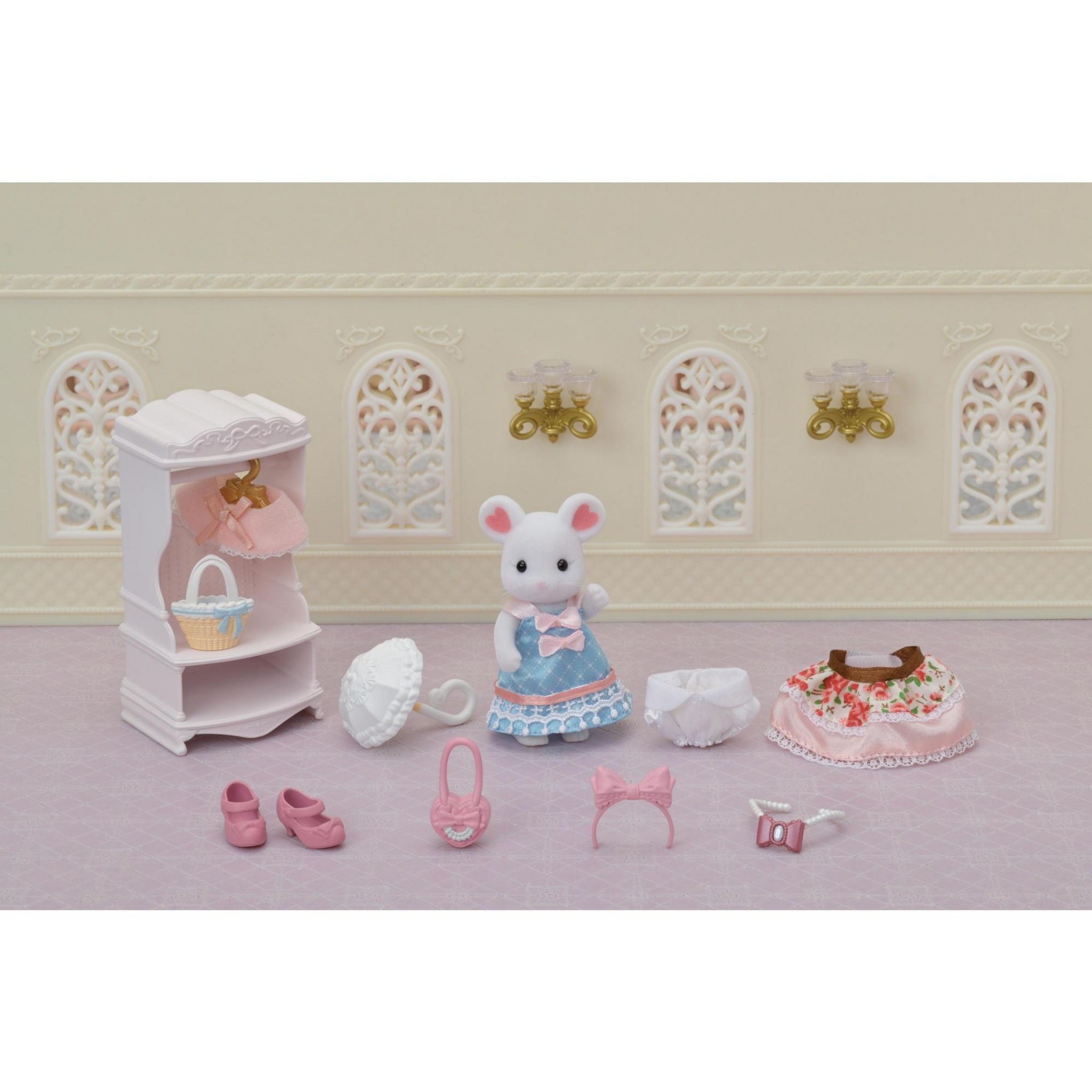 Voir la diapositive 10 : EPOCH D'ENFANCE Valisette de Mode et Grande sœur Souris Marshmallow Sylvanian Families