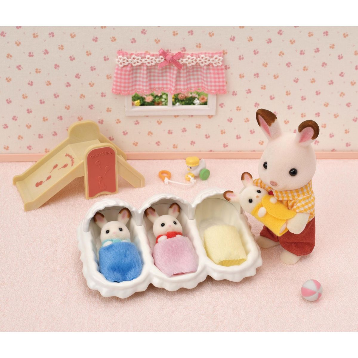 EPOCH D'ENFANCE Figurines Les Triplés Lapin Chocolat et accessoires puériculture Sylvanian Families