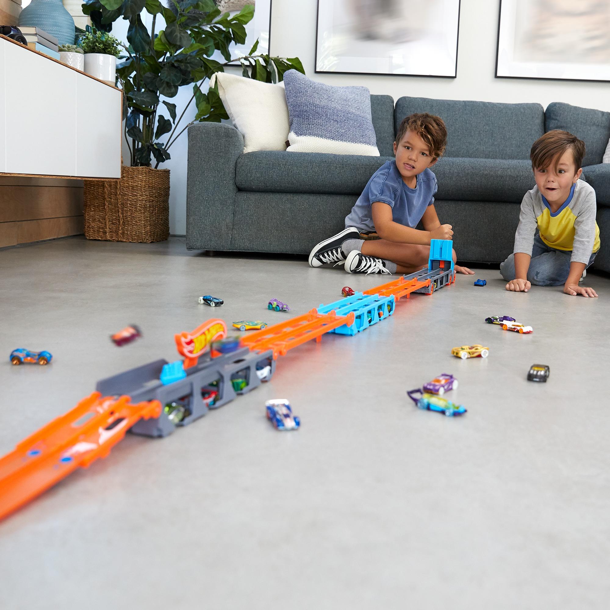 Voir la diapositive 5 : MATTEL Camion Super Transporteur extensible Hot Wheels City