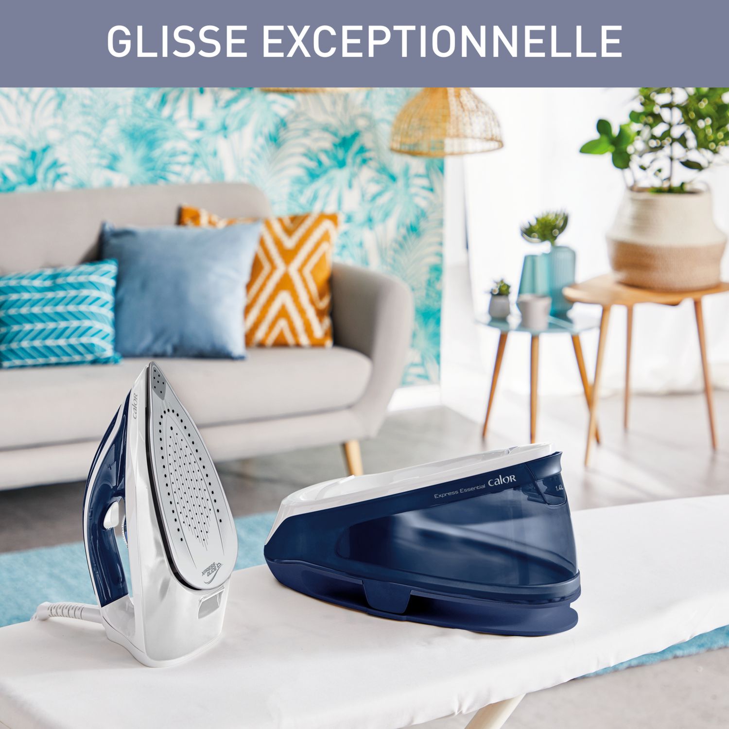 Voir la diapositive 3 : CALOR Centrale vapeur Express Essential SV6116C0 - Bleu