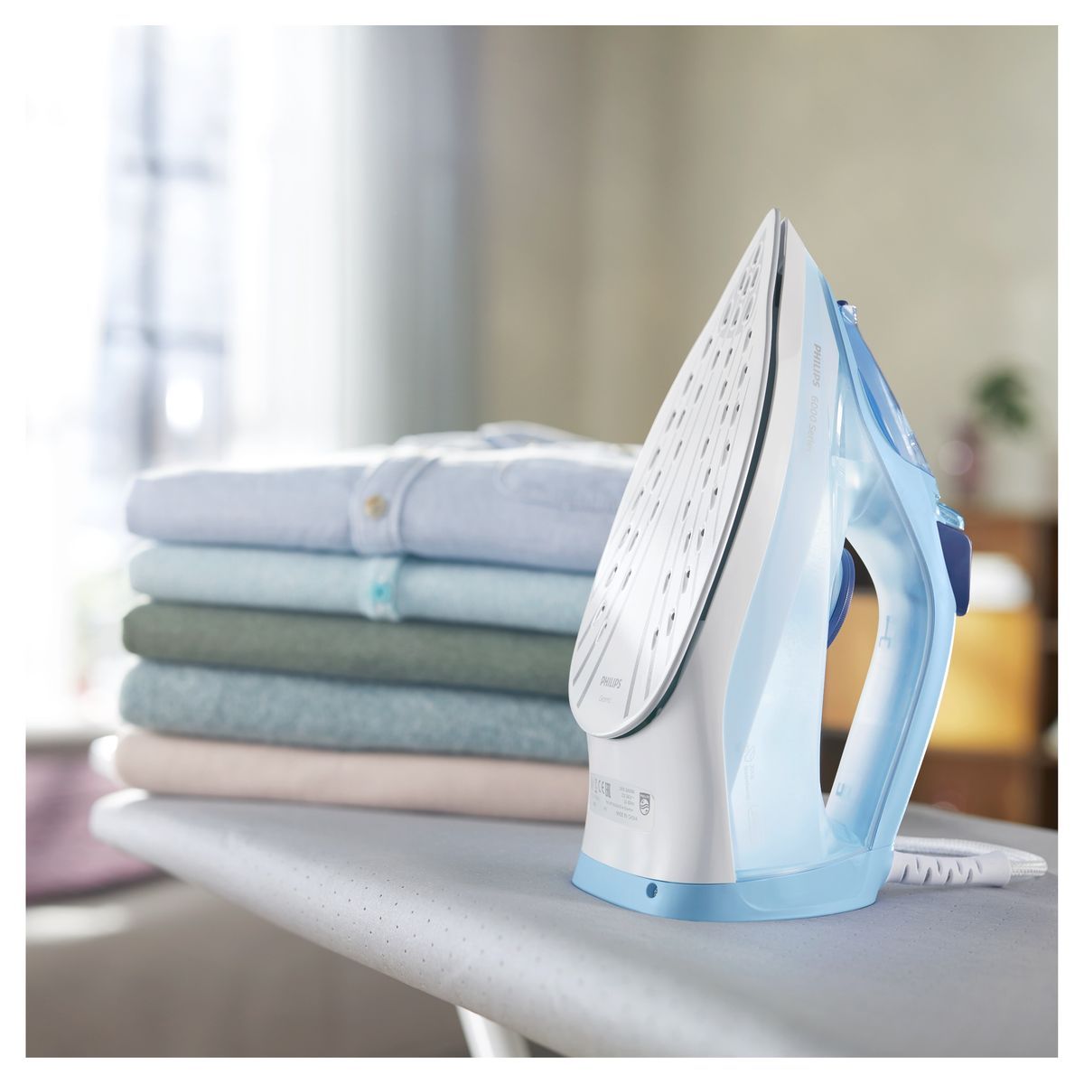 PHILIPS Fer à repasser DST6001/20 - Bleu