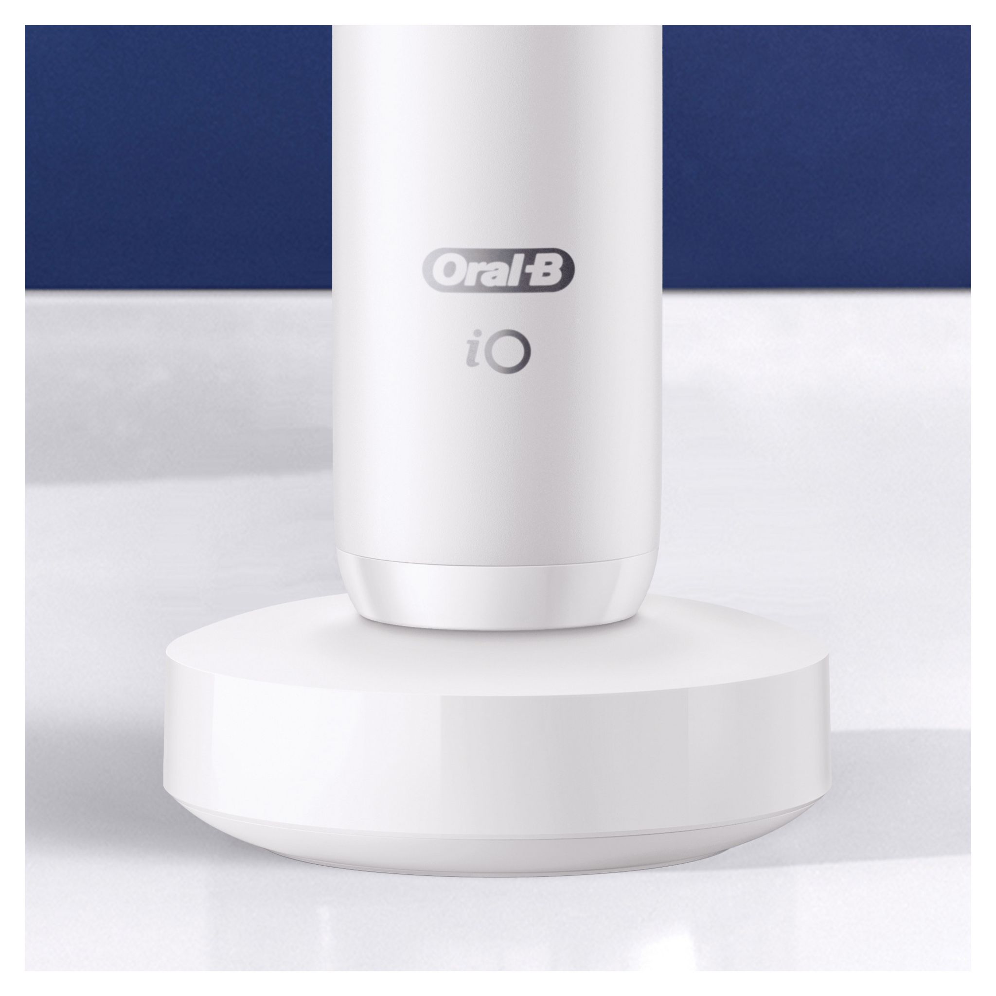 Voir la diapositive 6 : ORAL-B Brosse à dents électrique iO Serie 7s - Blanc