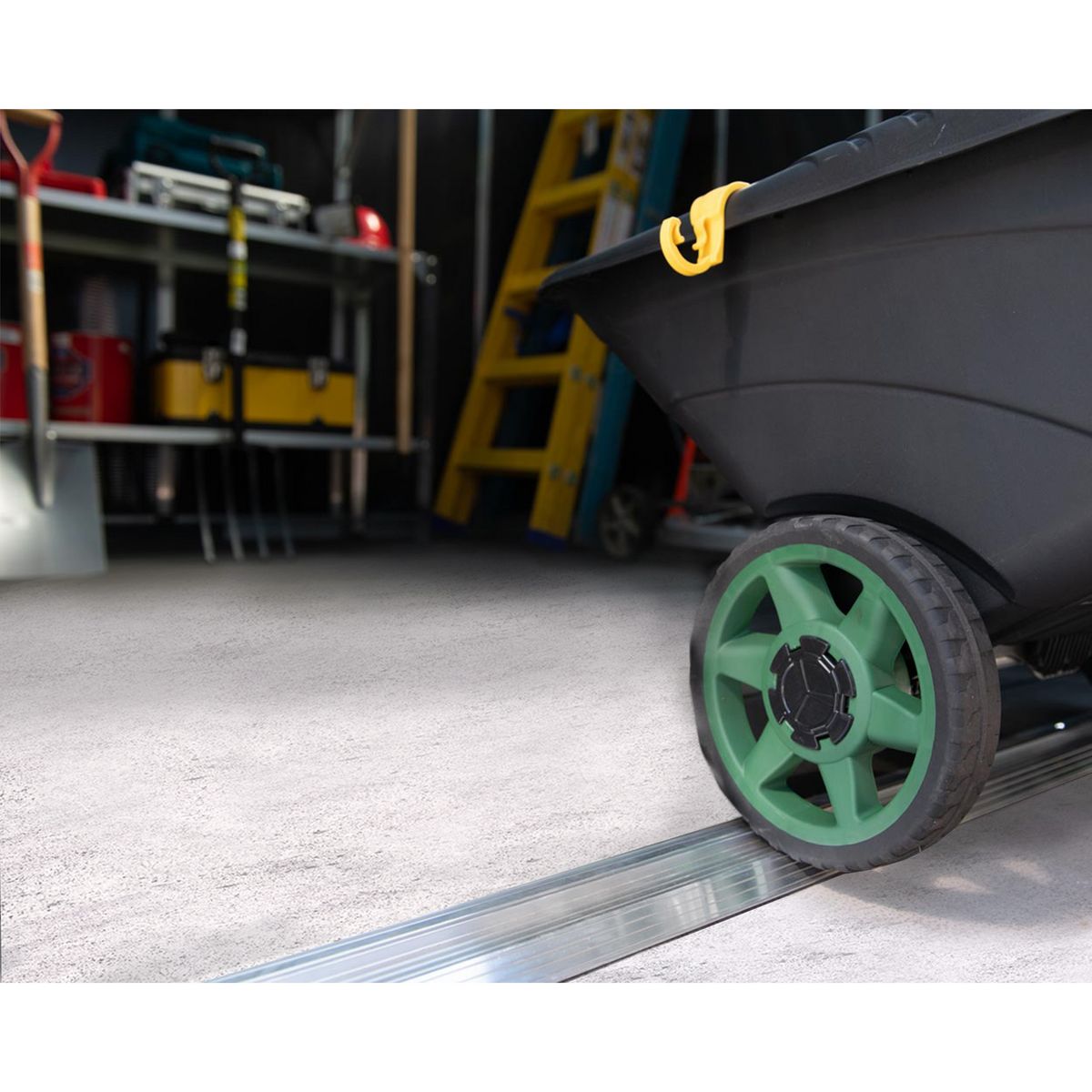 CANOPIA BY PALRAM Abri de jardin polycarbonate - 15,1m² - YUKON