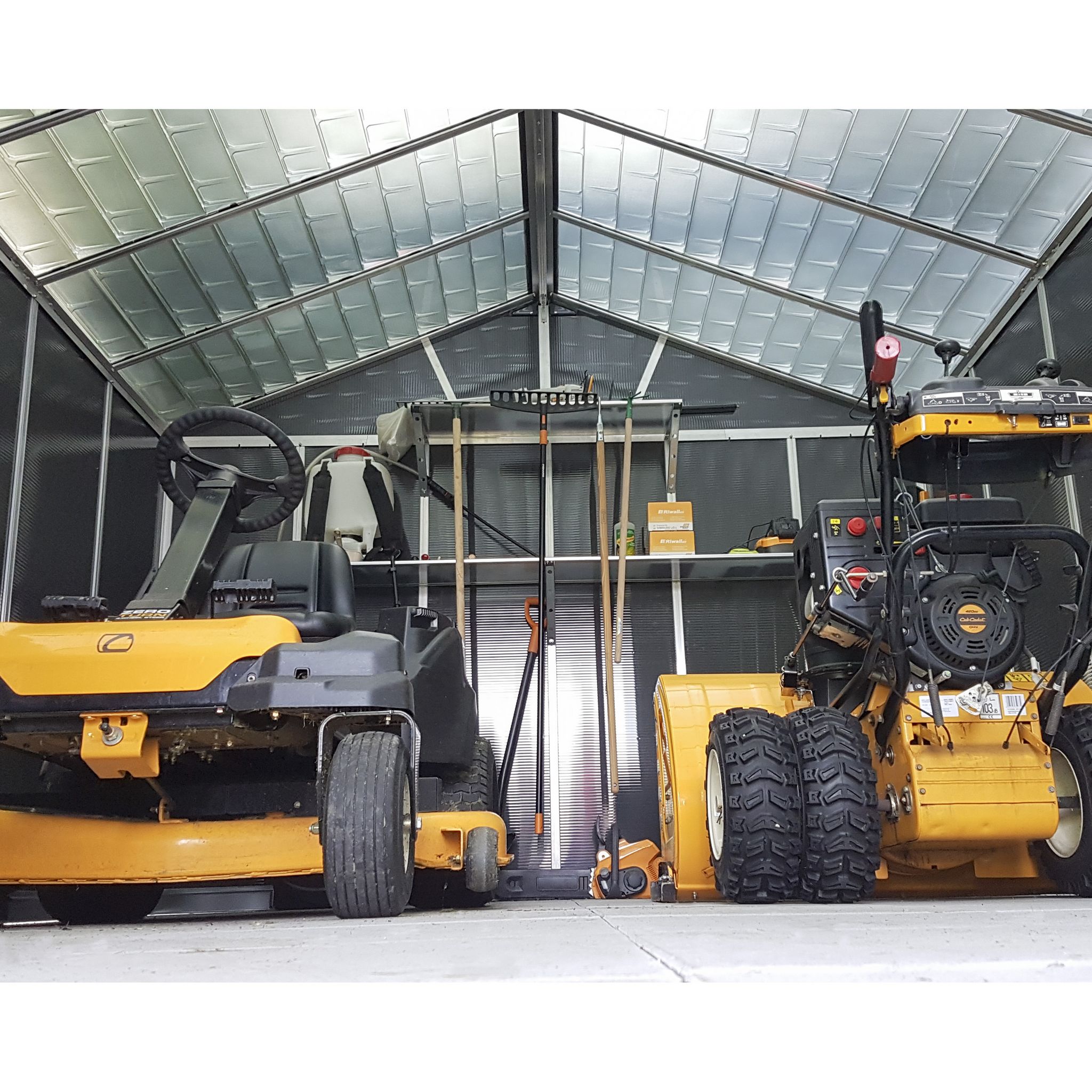 Voir la diapositive 3 : CANOPIA BY PALRAM Abri de jardin polycarbonate - 11,3m² - YUKON