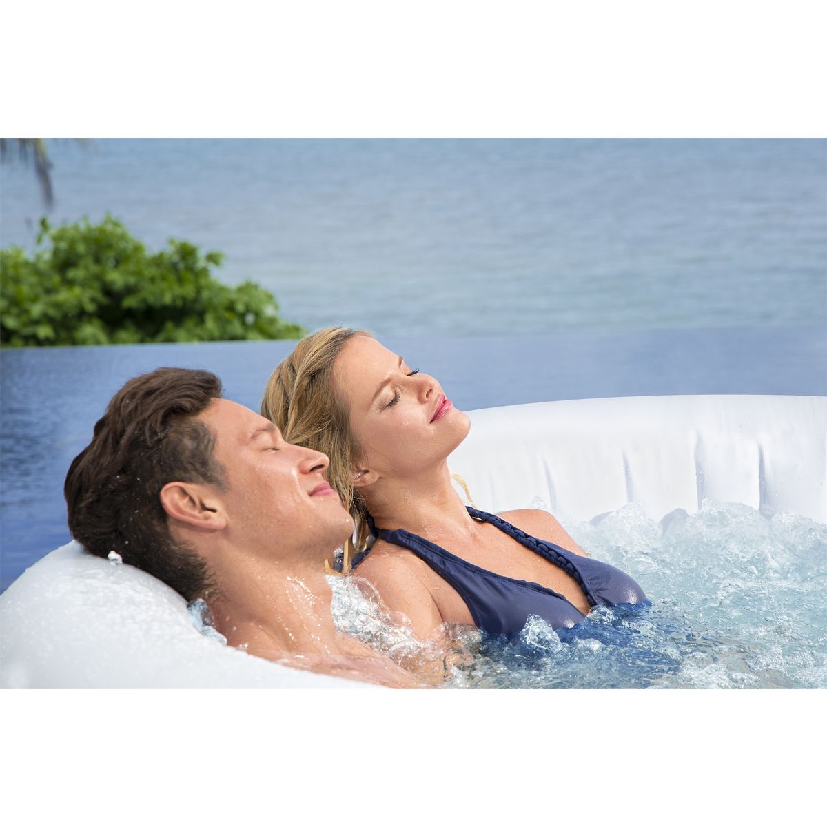 BESTWAY Spa new Bahamas 2/4 places -  Dimensions : 80 x H66cm