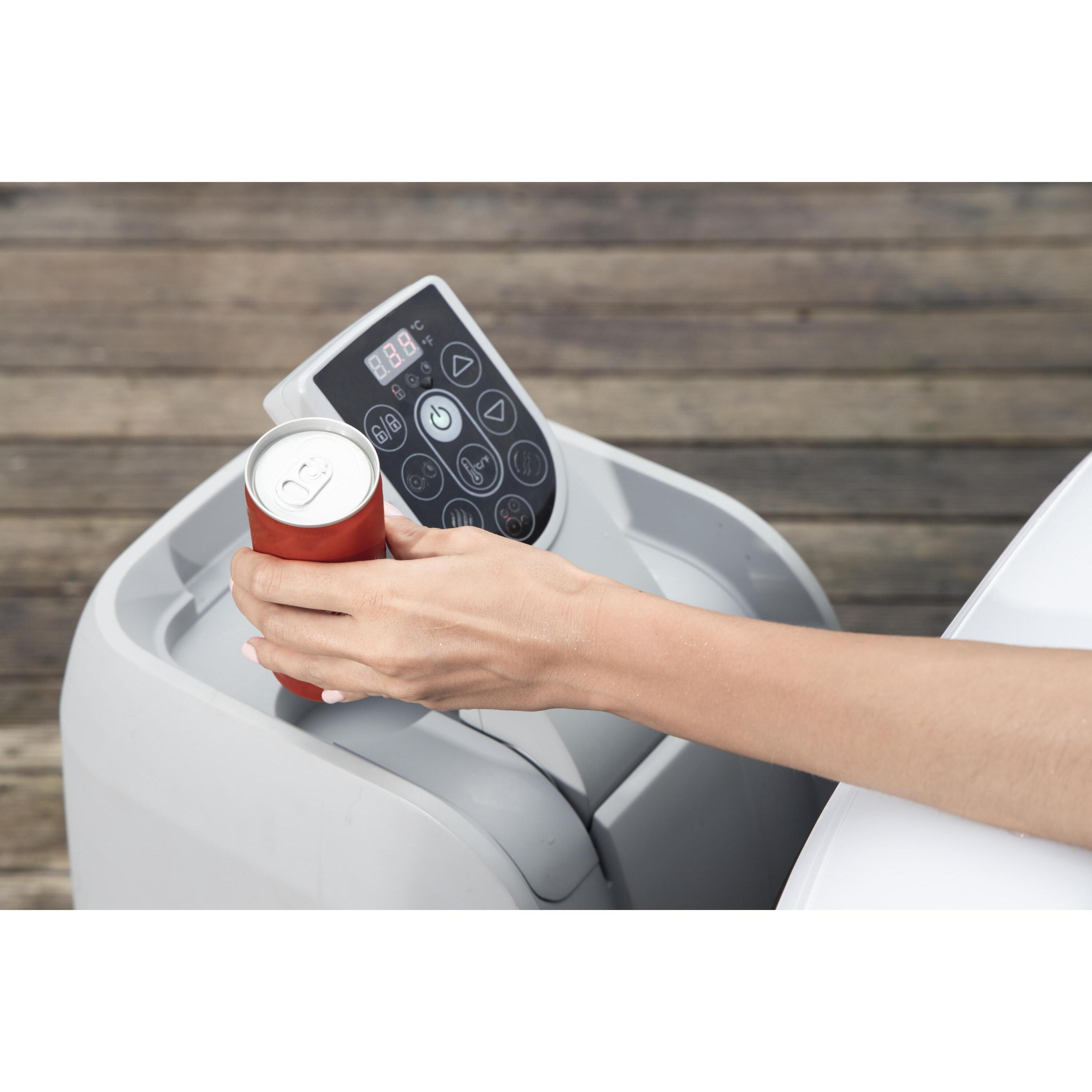 Voir la diapositive 4 : BESTWAY Spa new miami 2/4 pld1m80 x h 66cm / 120 airjet