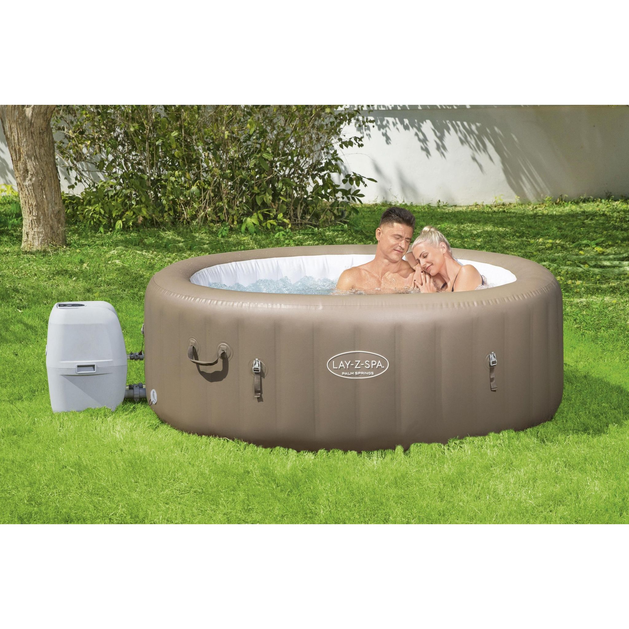 Voir la diapositive 12 : CERLAND Spa new palmsprings 4/6 pld1m96 x h 71cm / 140 airjet