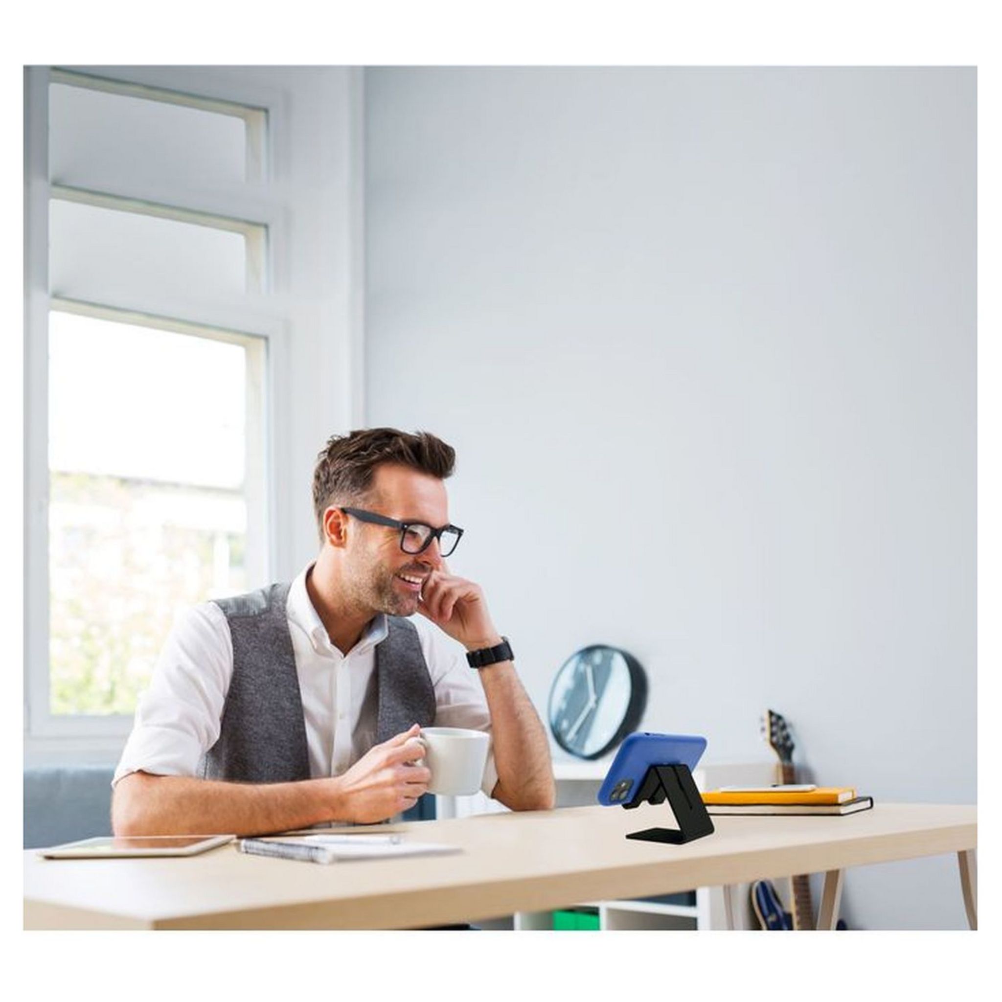 Voir la diapositive 4 : MYWAY Support smartphone de table pour Smartphone/Tablette - Noir