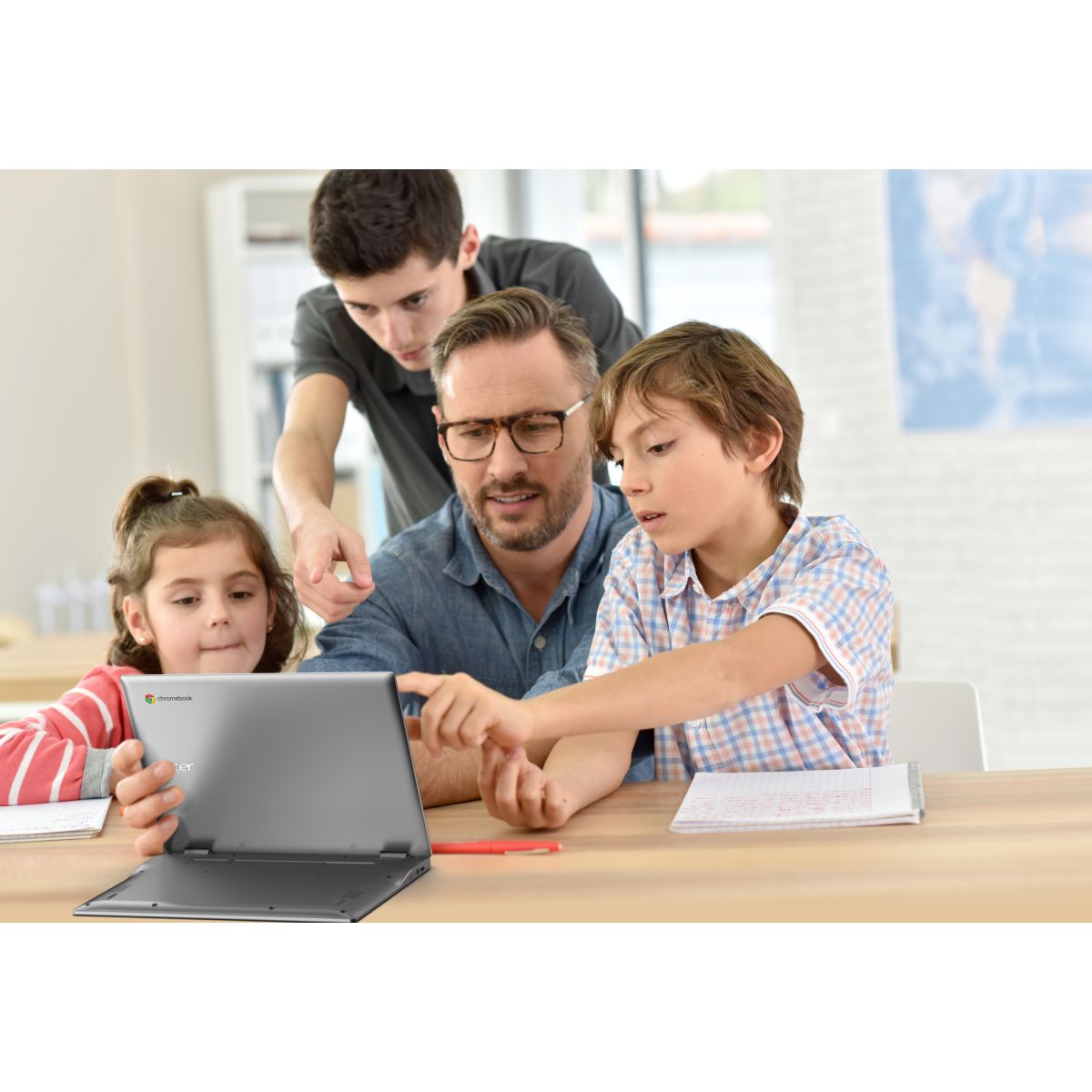 Voir la diapositive 19 : ACER Ordinateur portable Chromebook - CP311-3H-K5FW - Tactile et réversible 