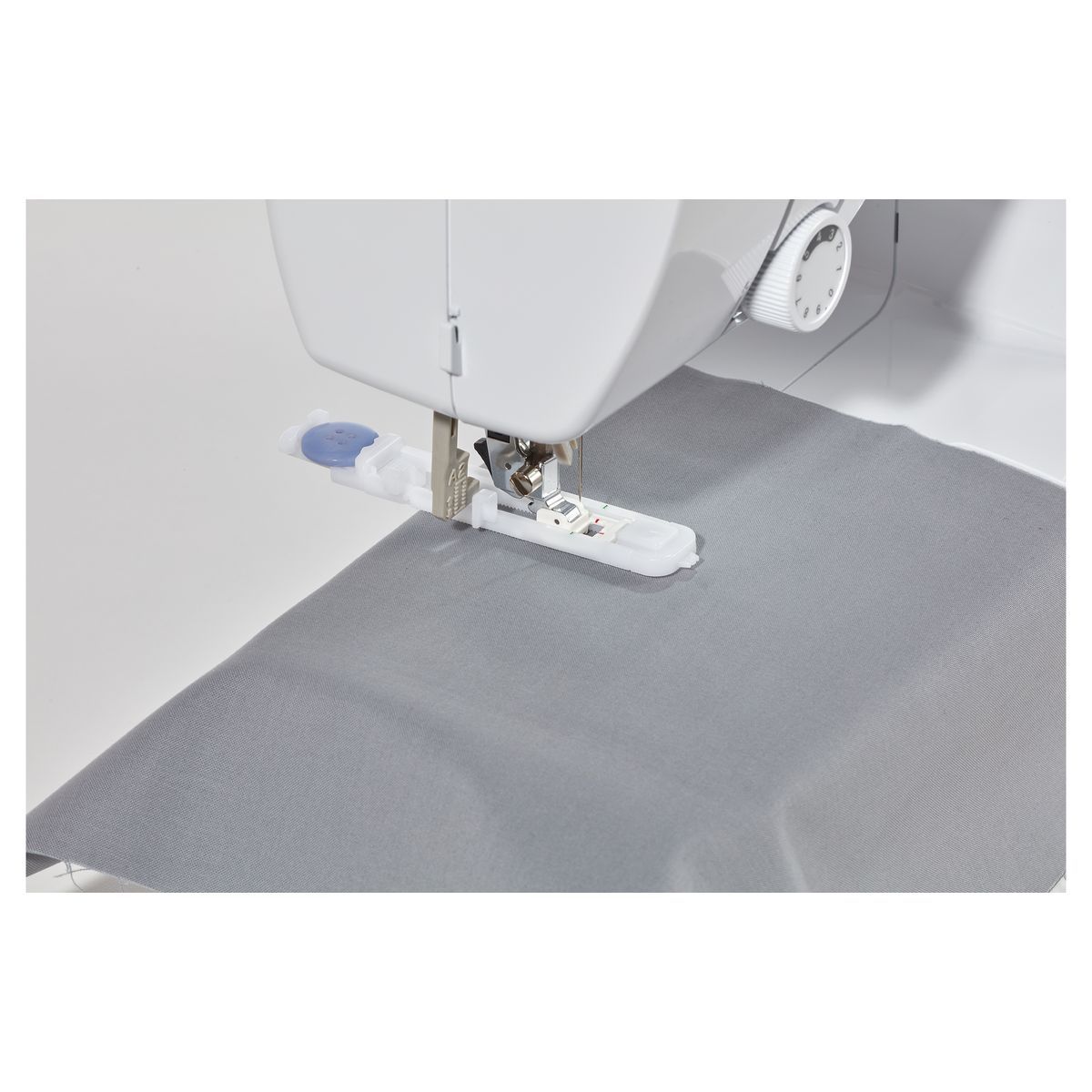 BROTHER Machine à coudre électronique  FS40S - Blanc