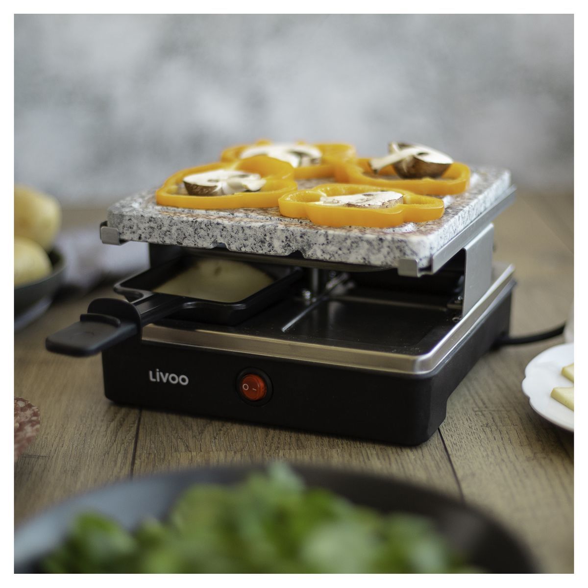 LIVOO Appareil à raclette DOC242 - Noir