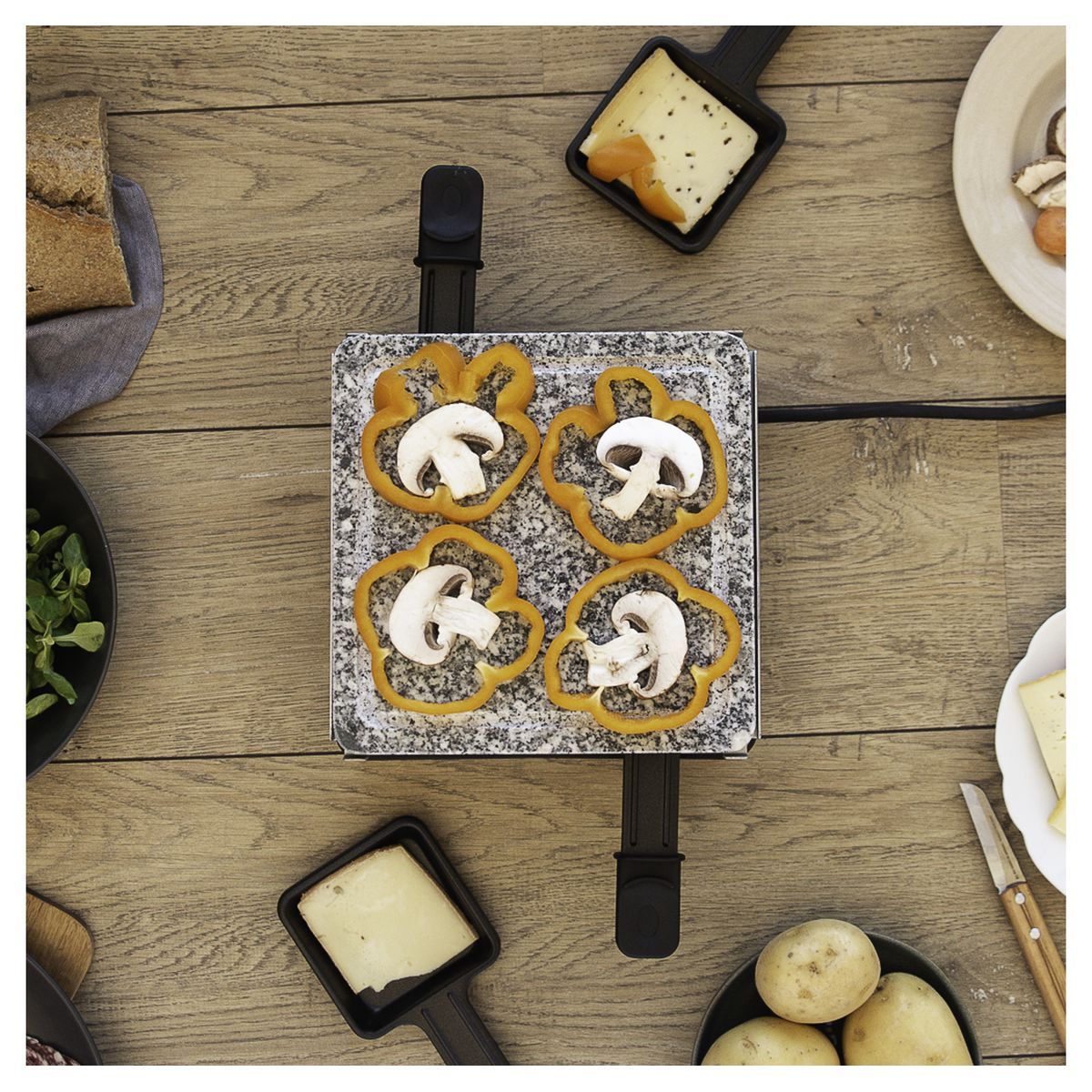 LIVOO Appareil à raclette DOC242 - Noir